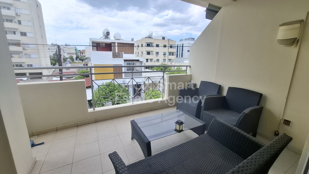 Beautiful, fully furnished, Top Location