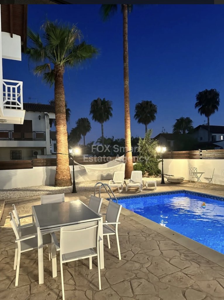 Three bedroom villa to rent in Oroklini Tourist area ,Larnaca.