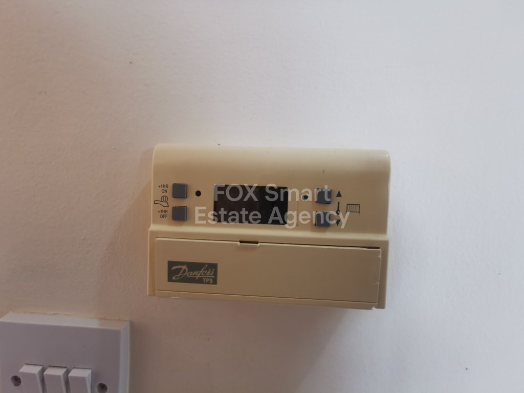 Bright 2-Bedroom Apartment for Rent – Agioi Omologites