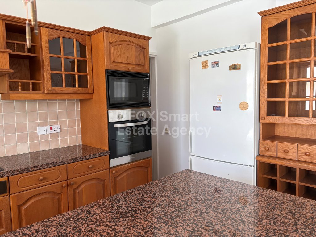 Furnished Upper House in Makedonitissa