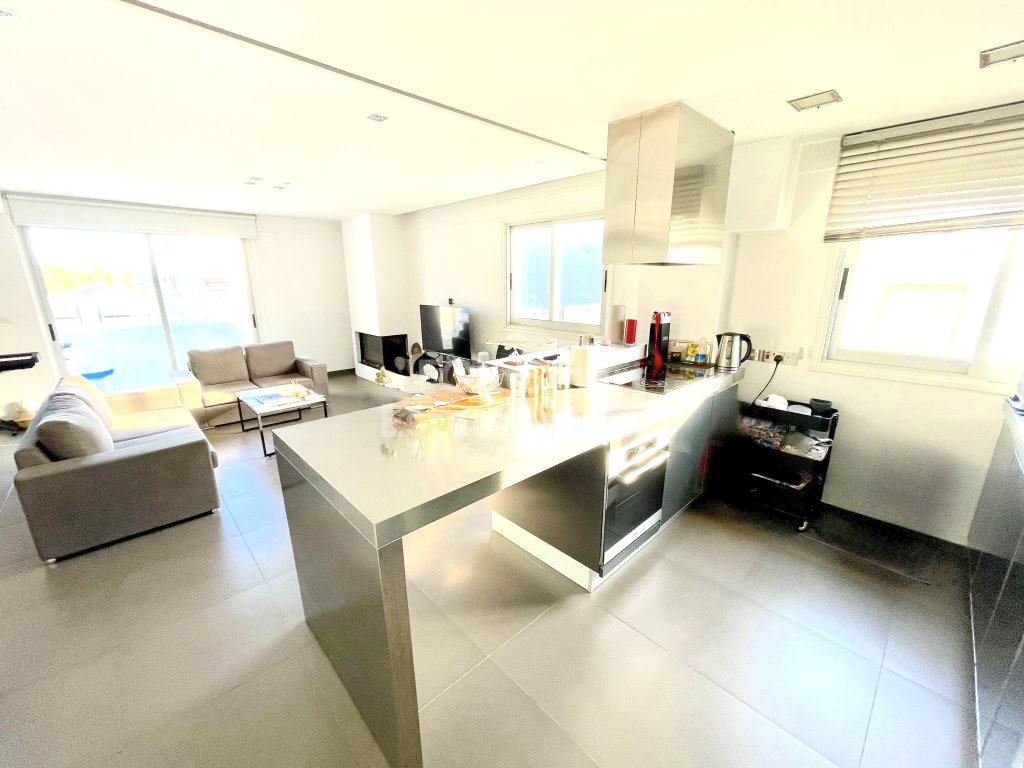 Modern top floor furnished 2-Bedroom Apartment with Huge Balcony in Egkomi near European University.