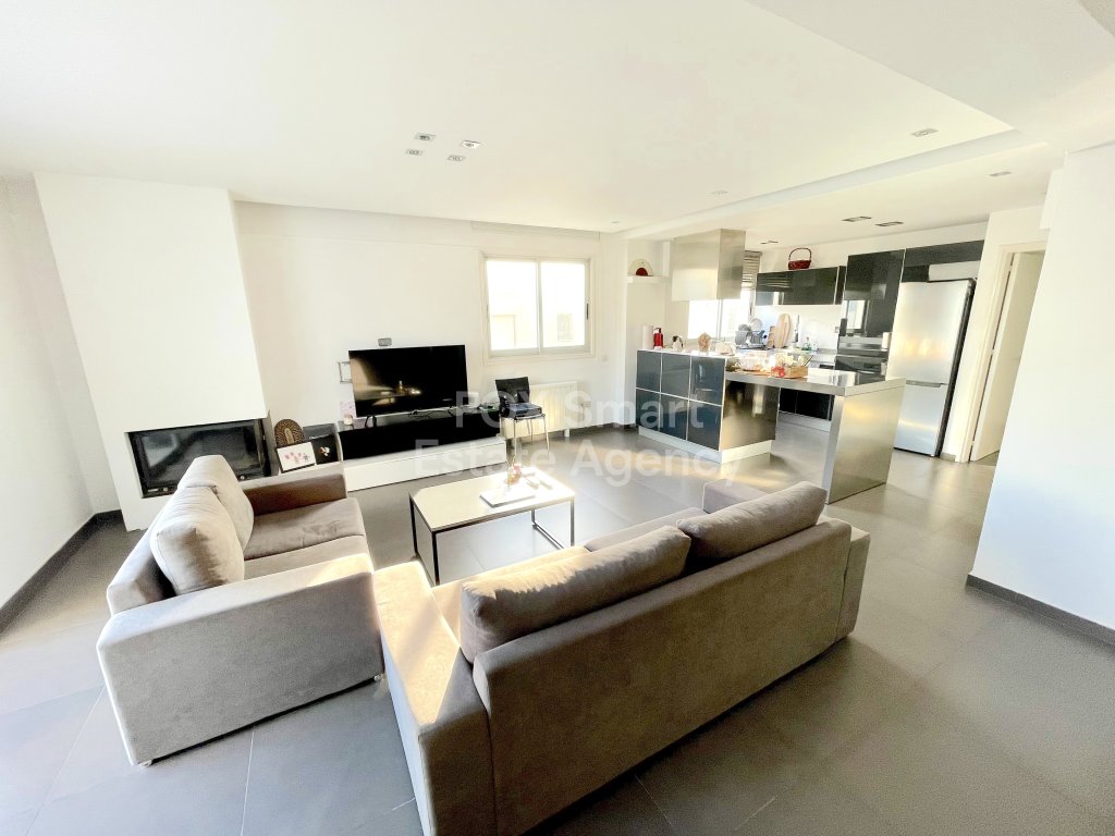 Modern top floor furnished 2-Bedroom Apartment with Huge Balcony in Egkomi near European University.