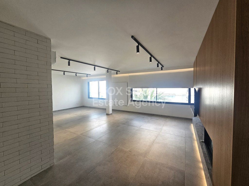 ✨ Impressive 3-Bedroom Apartment  180 sqm Internal Area + 16 sqm Covered Veranda + 60 sqm Uncovered Areas 📍 Egkomi – Makedonitissa (near Ilia Papakyriacou & 28th October Avenues)