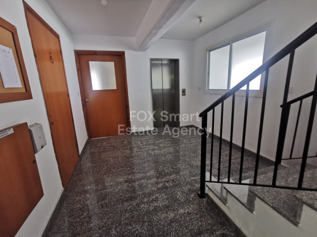Bright 2-Bedroom Apartment for Rent – Agioi Omologites