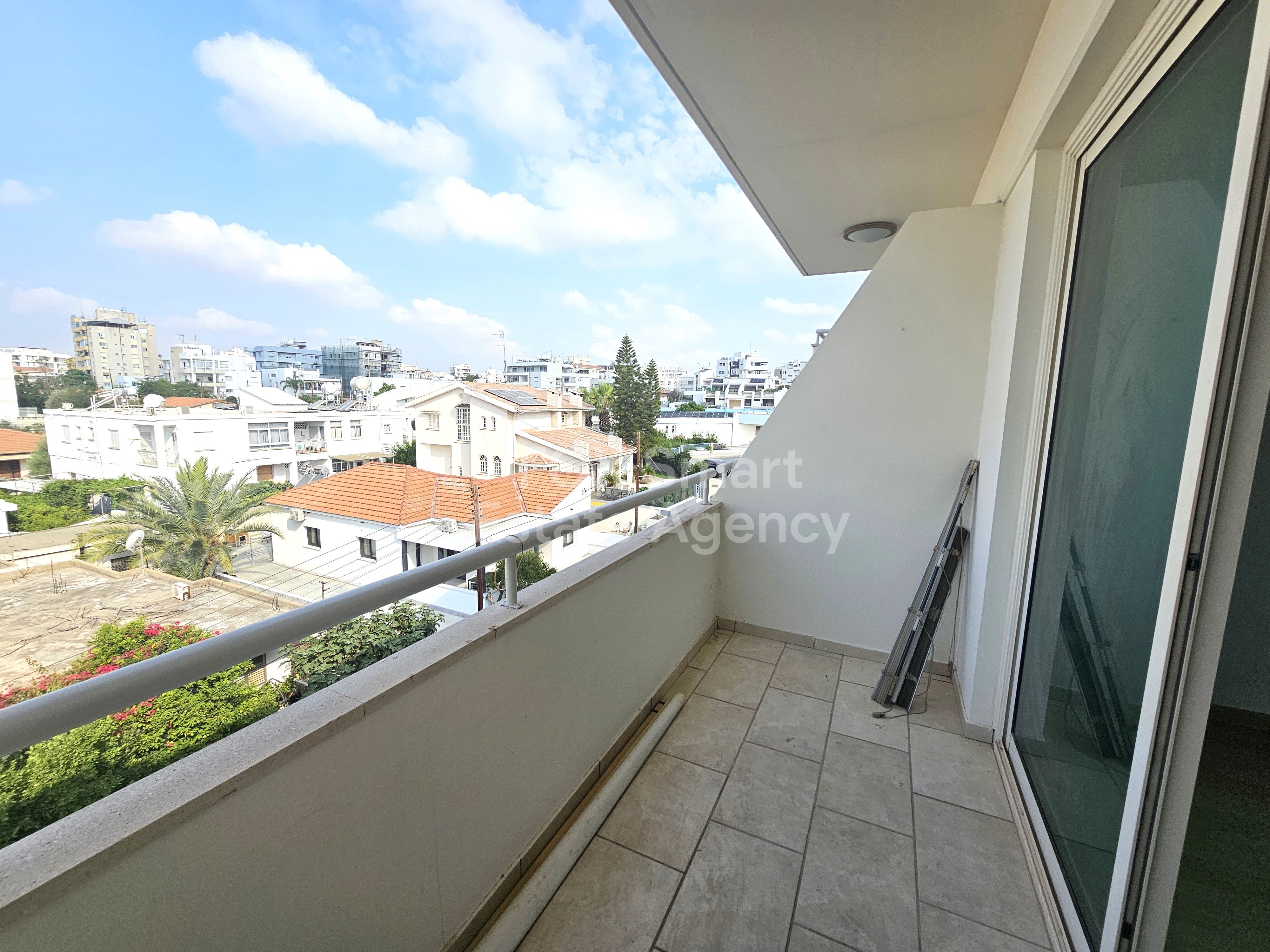 Spacious Renovated 3-Bedroom Apartment in Acropolis, Nicosia