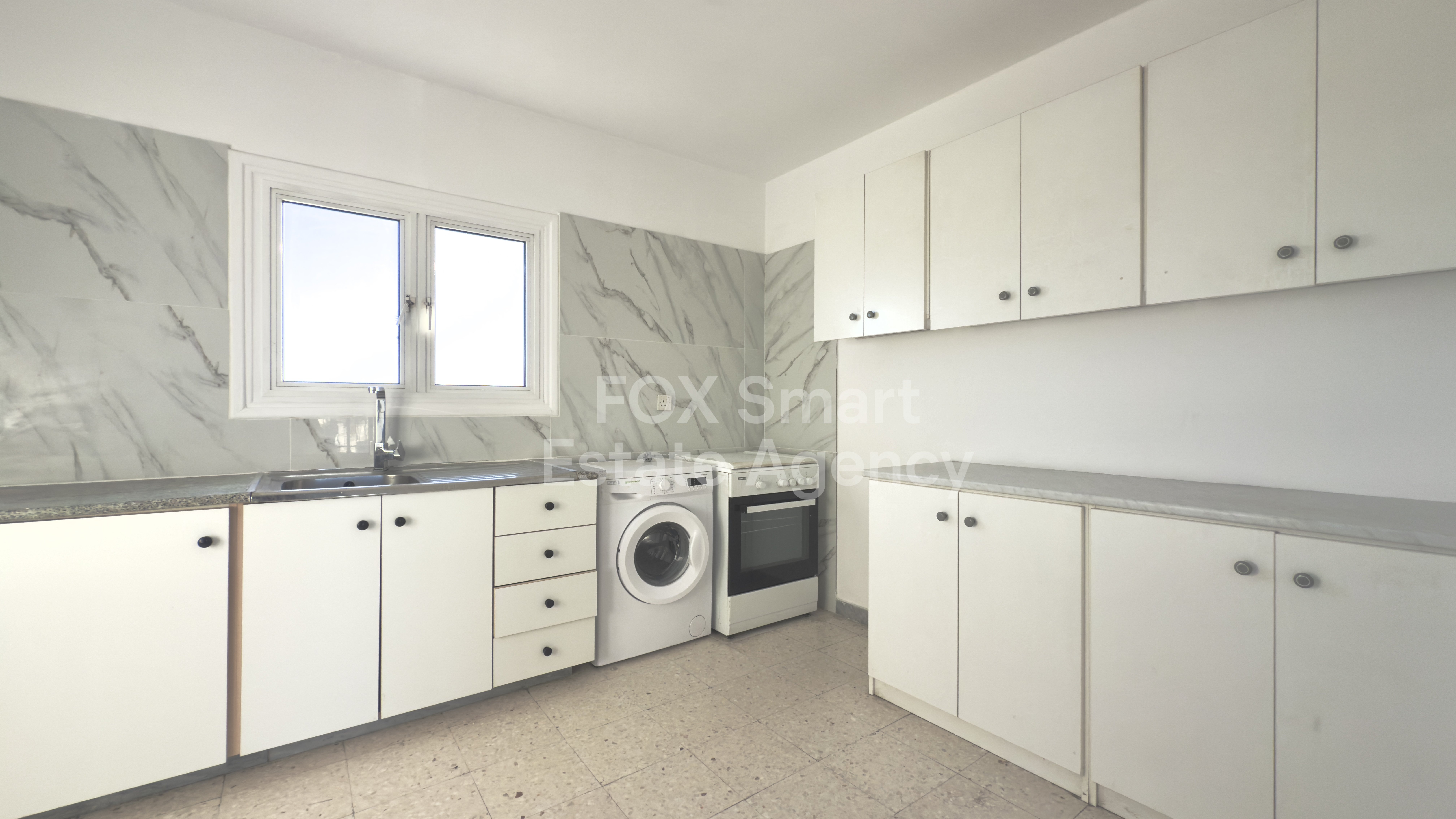 2-Bedroom Apartment in Agioi Anargyroi II – Ideal for Living or Investment