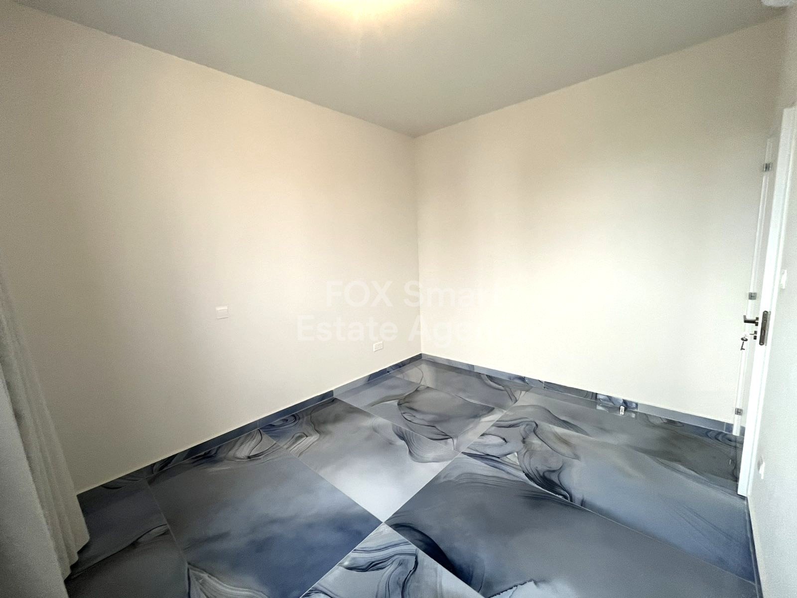 Luxurious modern two bedroom apartment for rent