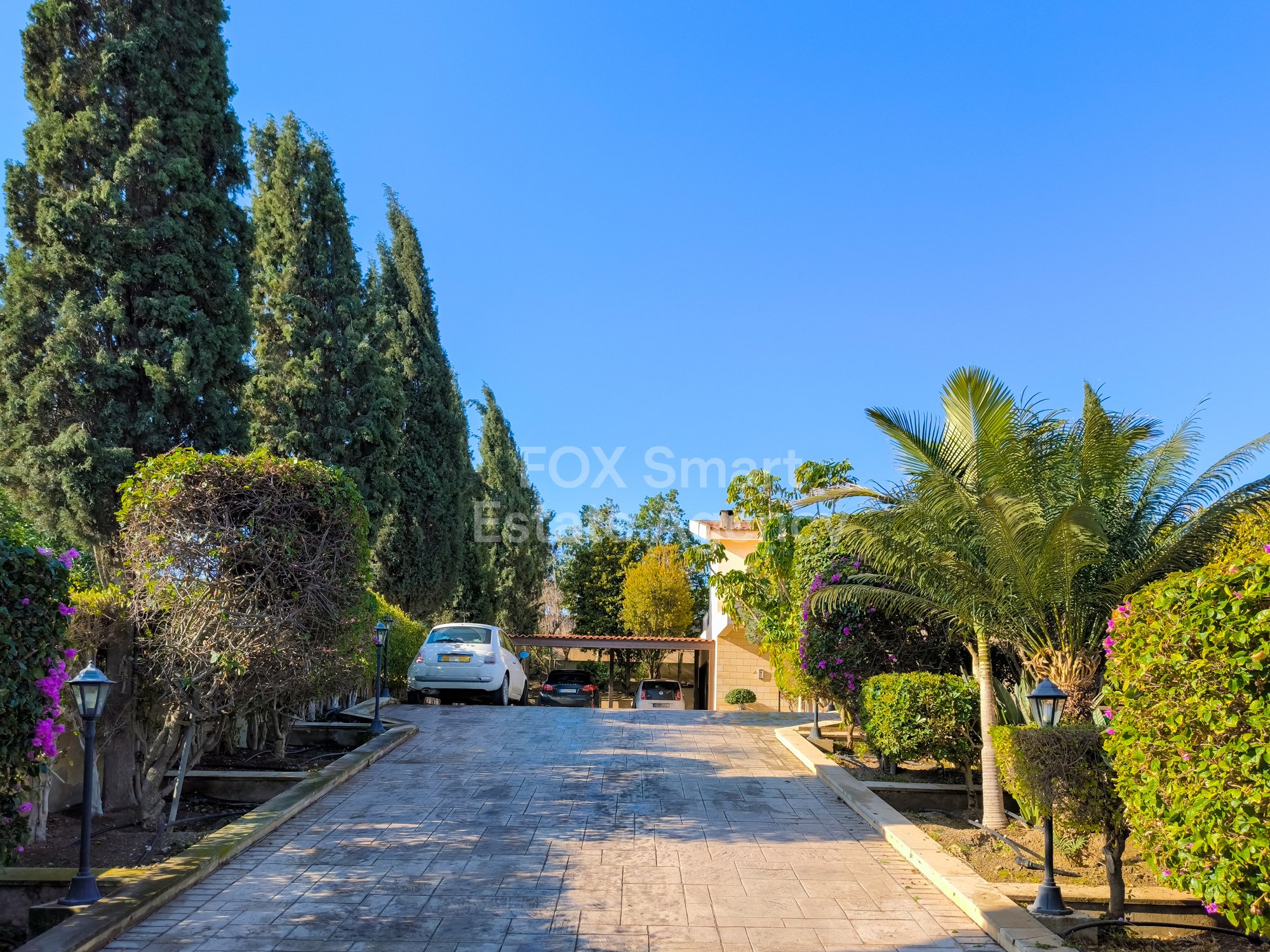 Luxury 4-Bedroom Villa with Private Pool & Development Potential – Pascal Area, Larnaca