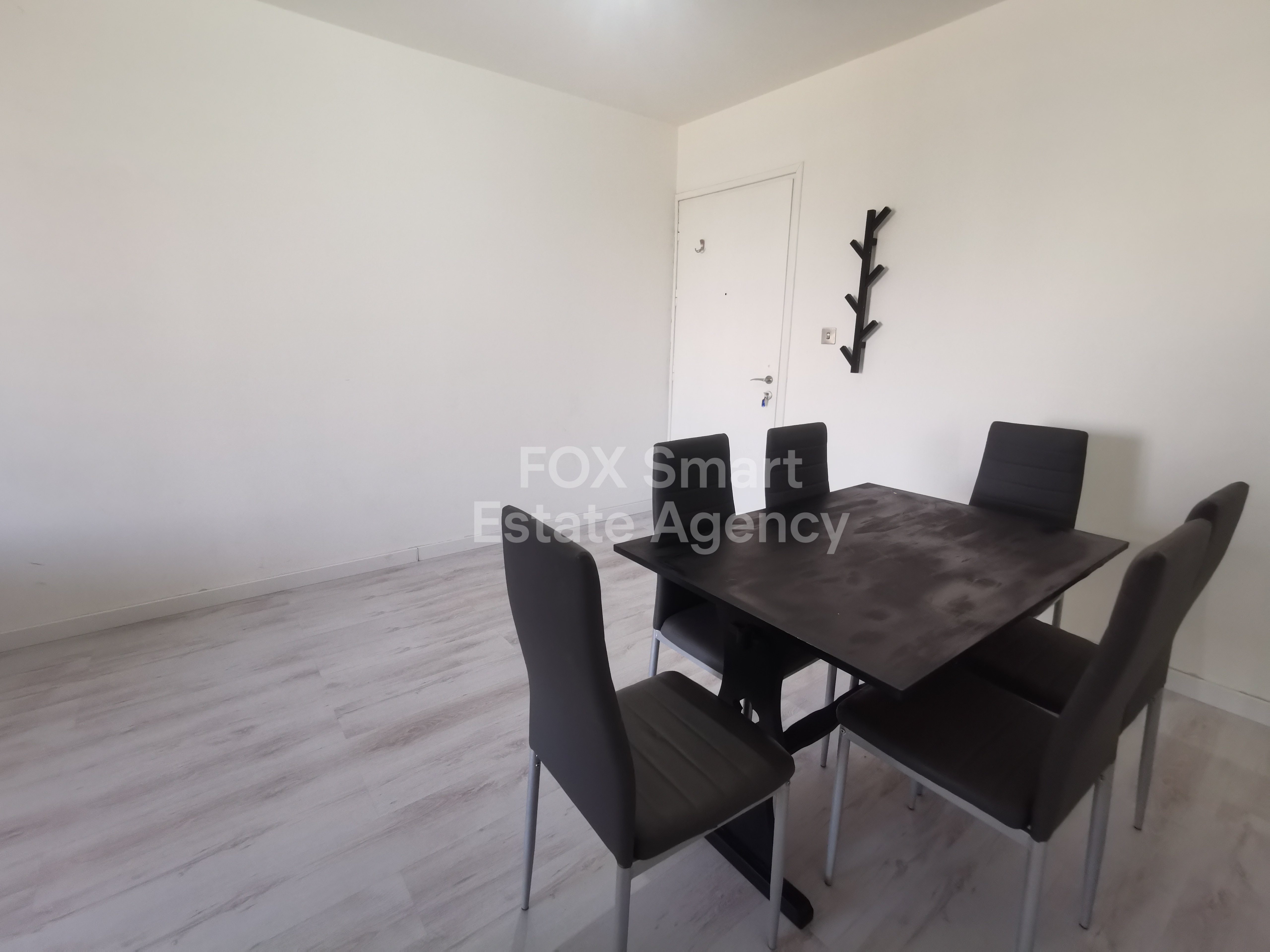 Renovated 2-Bedroom Apartment in Agios Antonios opposite PEO