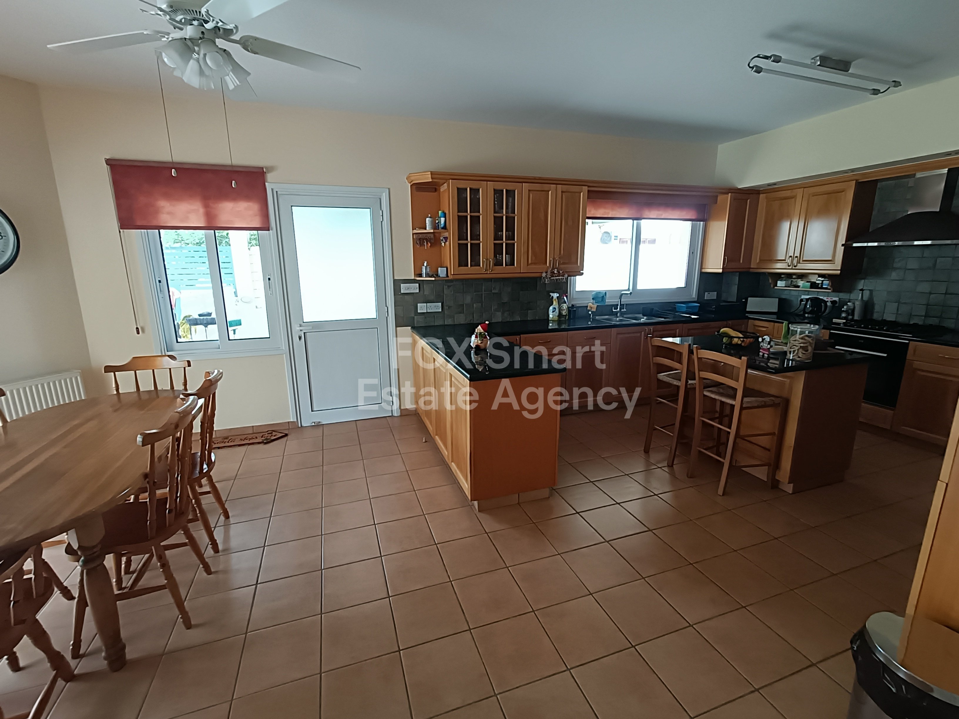 Luxury Spacious 4 Bedroom plus office House in a prime location, in Strovolos