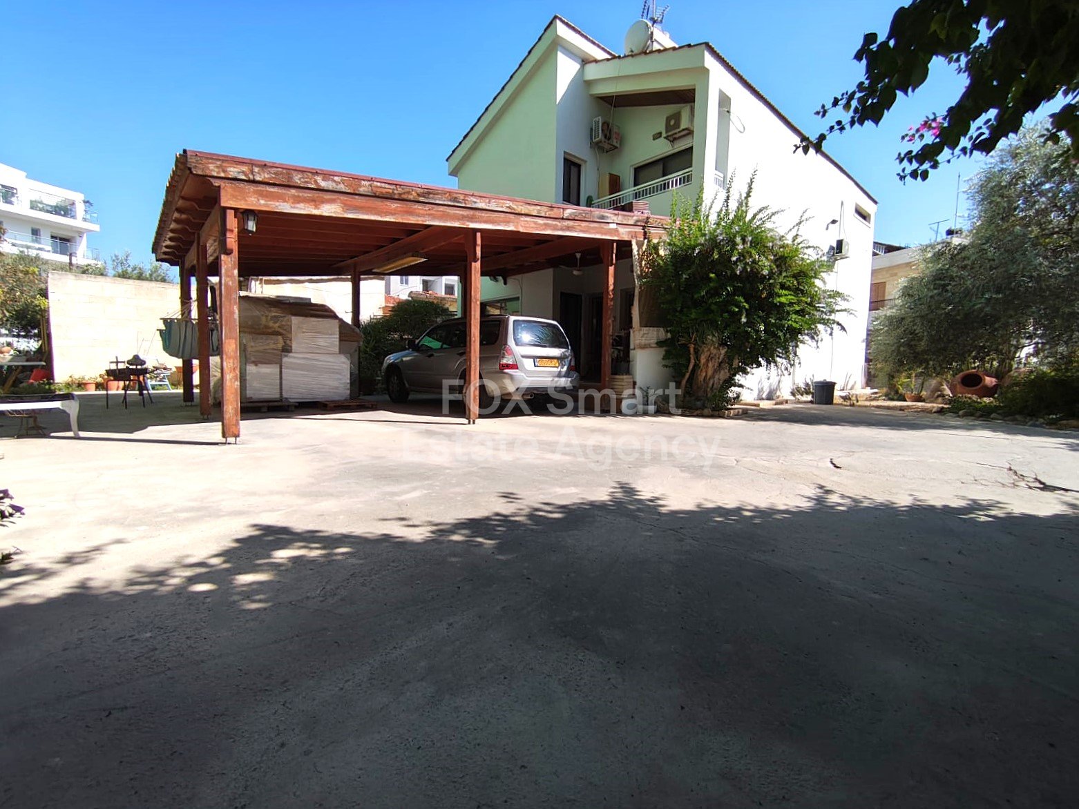 4 Bedroom Detached House + old Bungalow House, Sotiros area, Larnaca