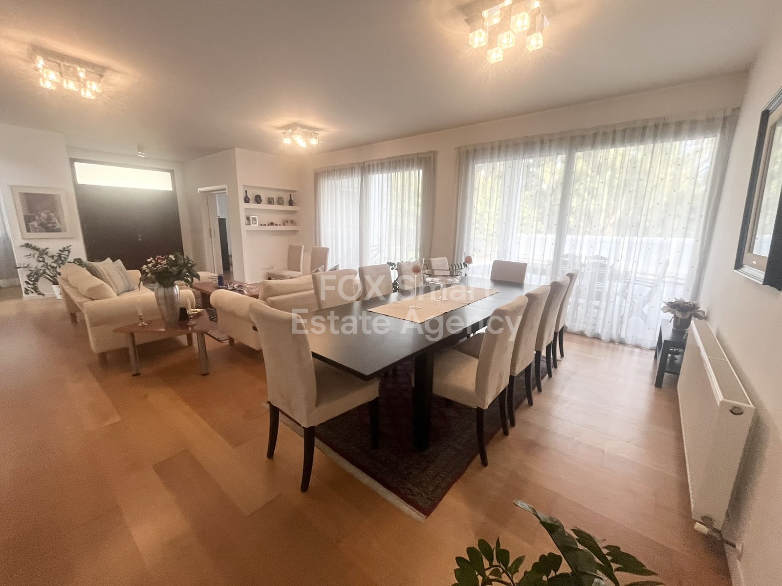 For rent 5 bedroom semi detached furnished house in Strovolos, close to the Presidential Palace, Wargaming, English School and PWC.