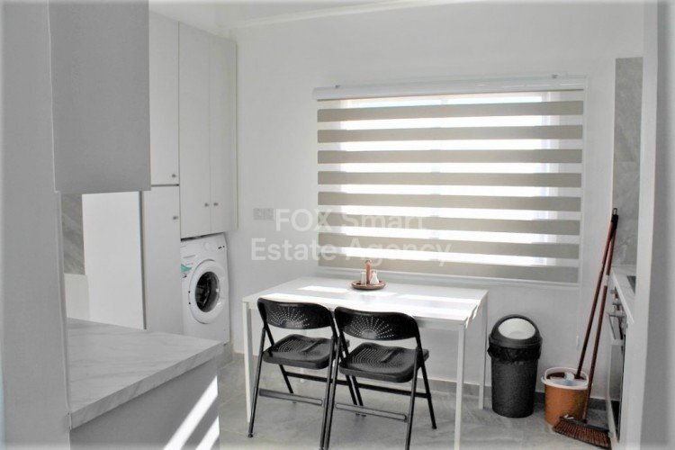 Elegant renovated fully furnished 2-bedroom apartment