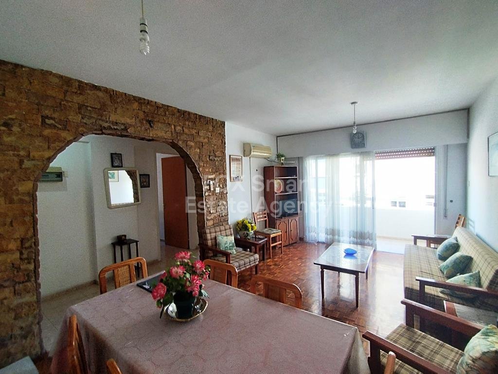 2 Bedroom Apartment For Rent in Larnaca center