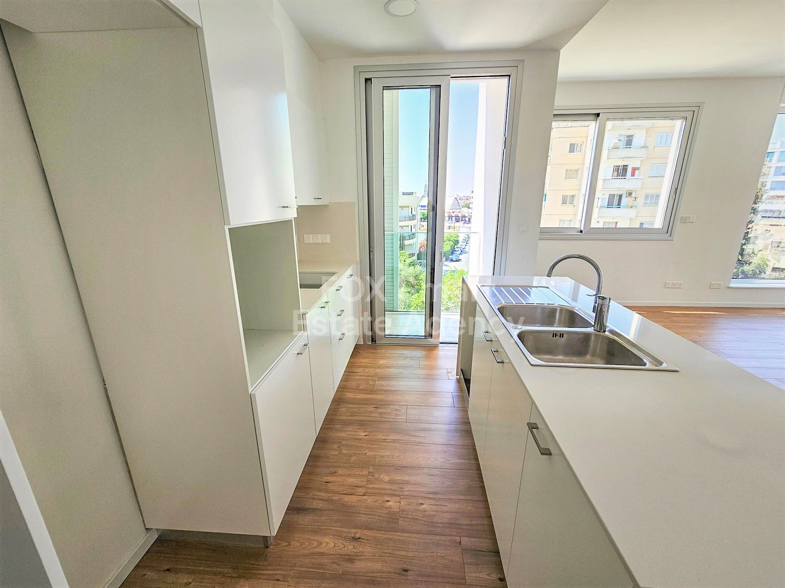 For rent: a 3-bedroom apartment in Dasoupolis with a 3KW photovoltaic system for energy efficiency.