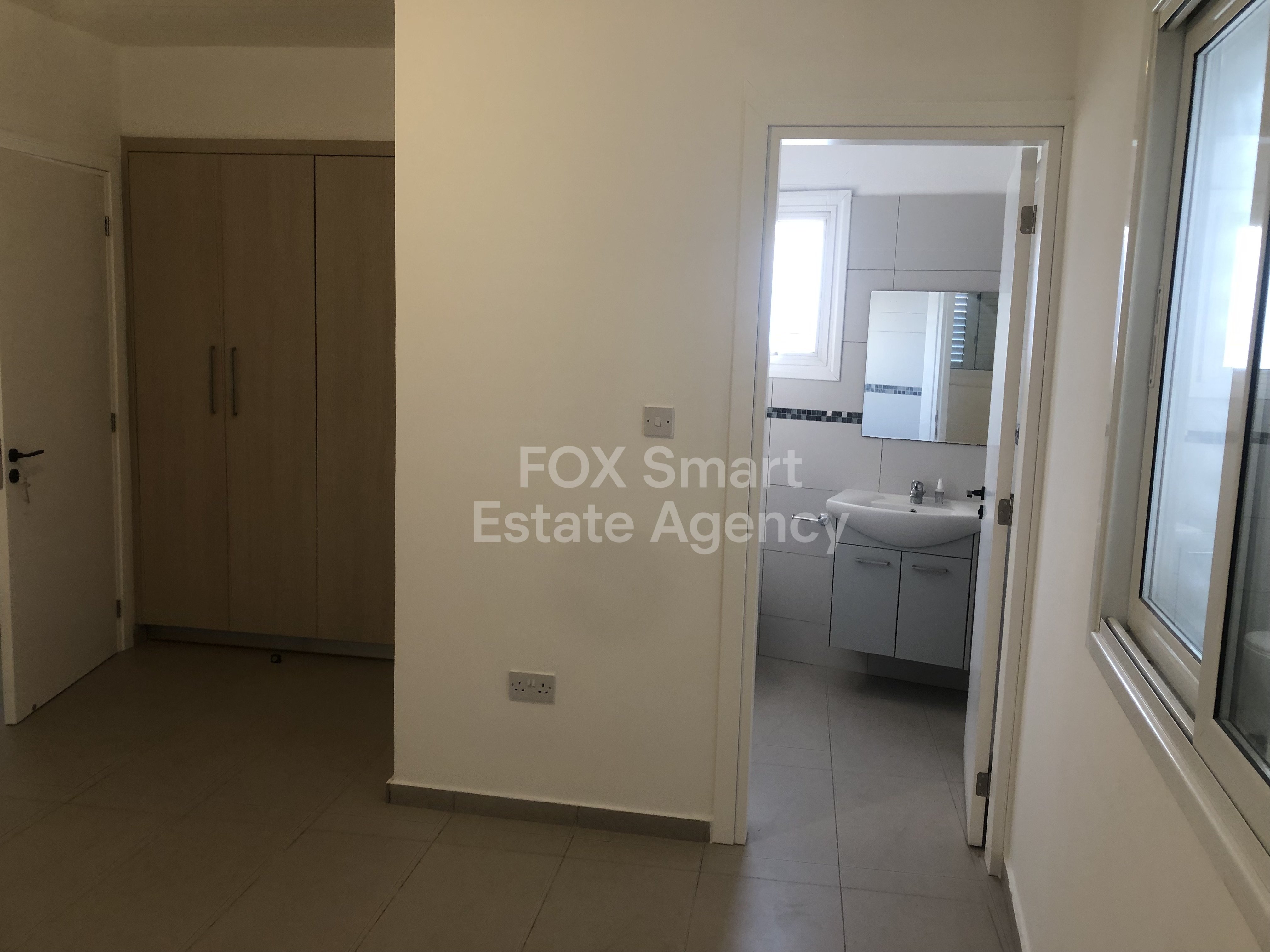 Luxury 2-bedroom apartment  with roof garden for rent in Dasoupolis (near Aretaeio Hospital and Alfa Mega supermarket)