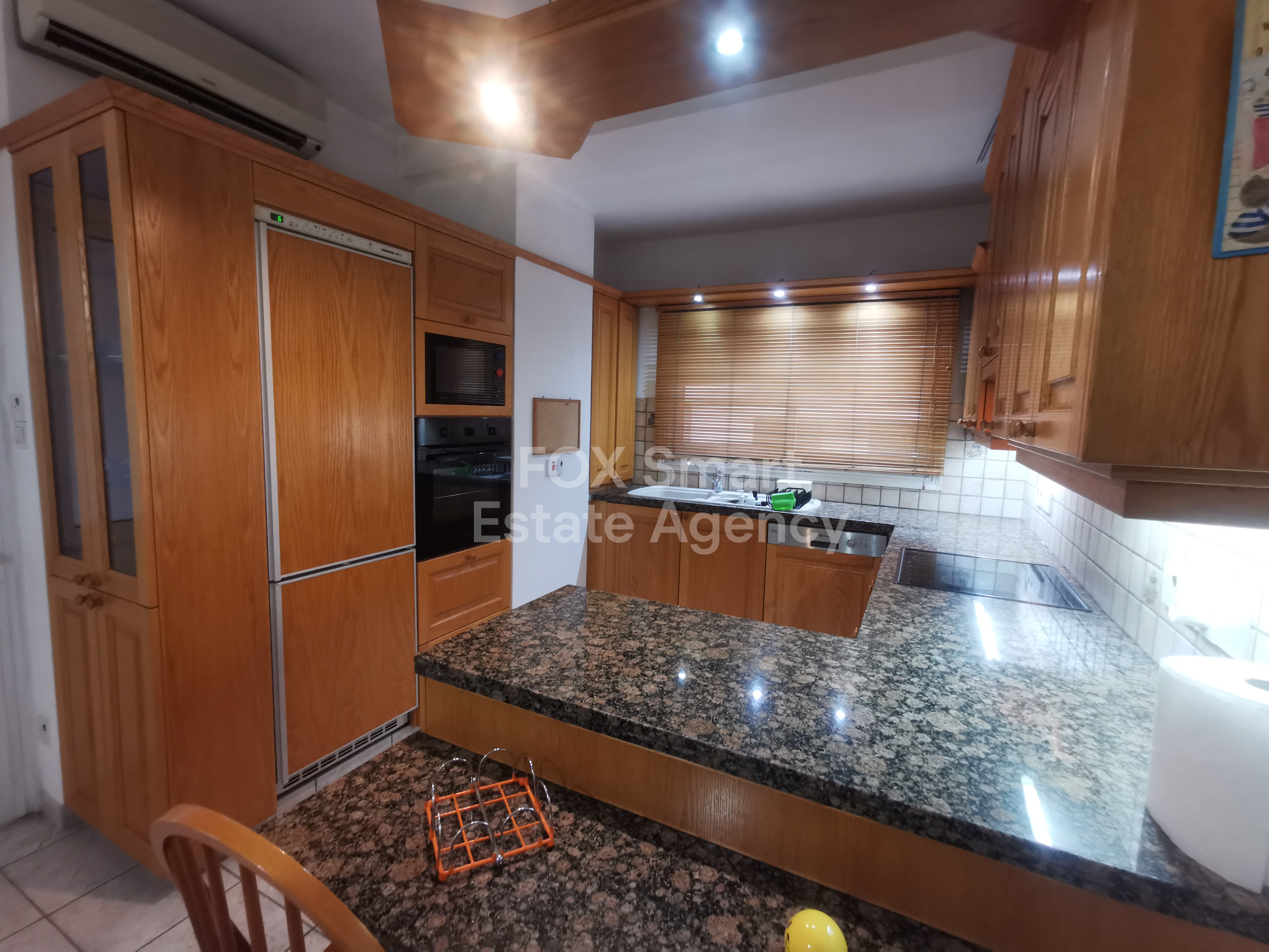 2 bed apartment off Athinon Strovolos