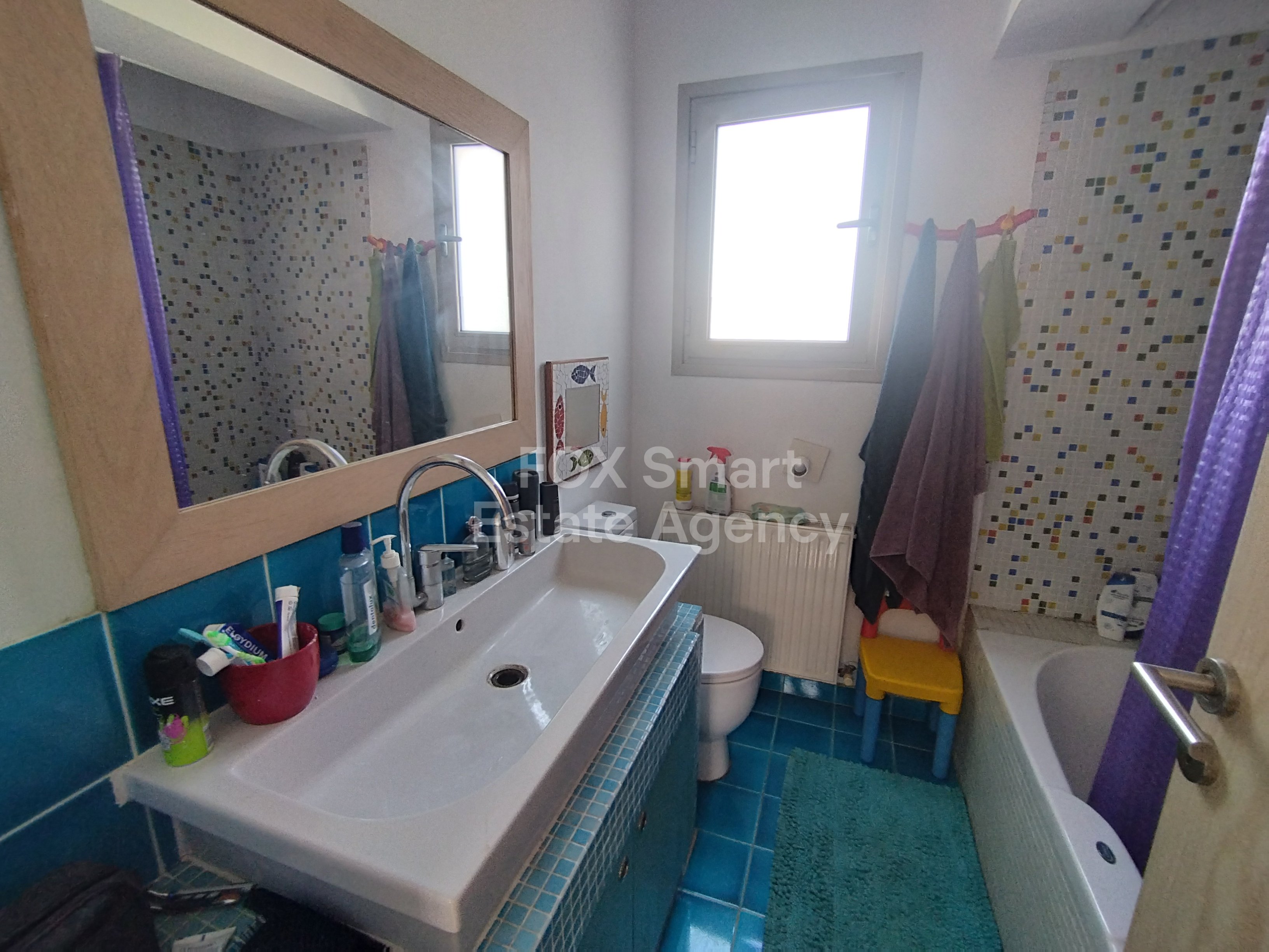 Space, Comfort & Location – 4-Bedroom Residence with Attic & Courtyard