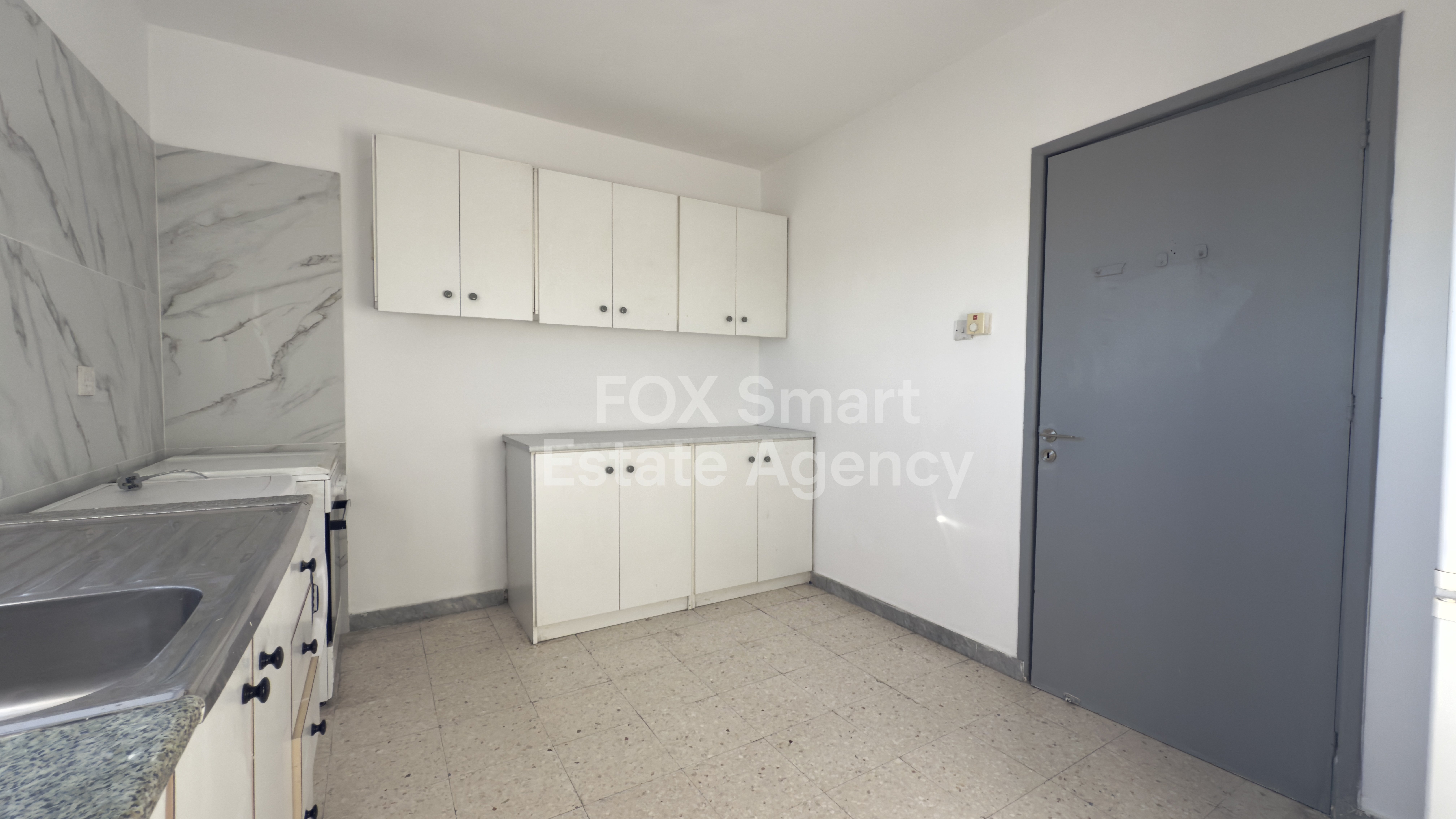 2-Bedroom Apartment in Agioi Anargyroi II – Ideal for Living or Investment