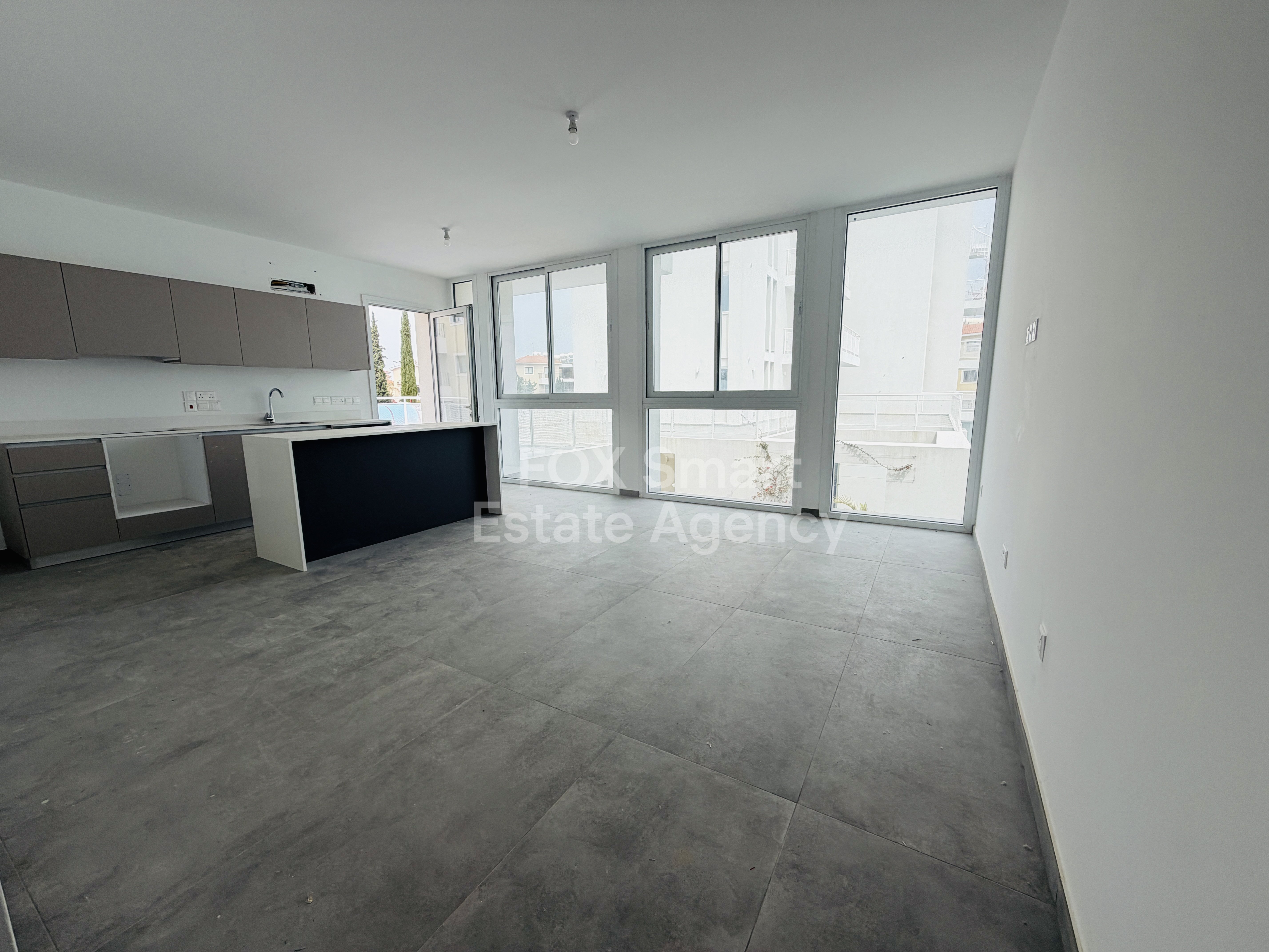 Apartment in Paralimni - Image 3