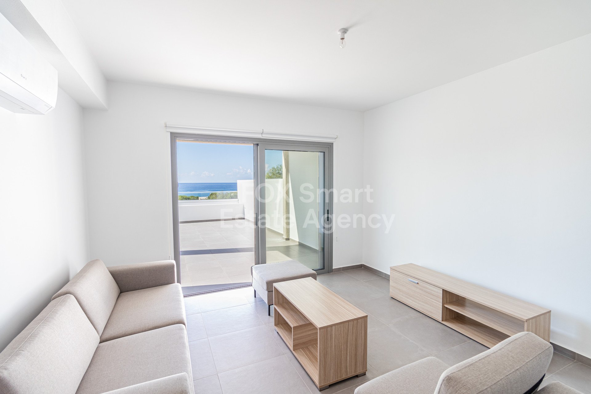 Apartment in Paphos - view 1