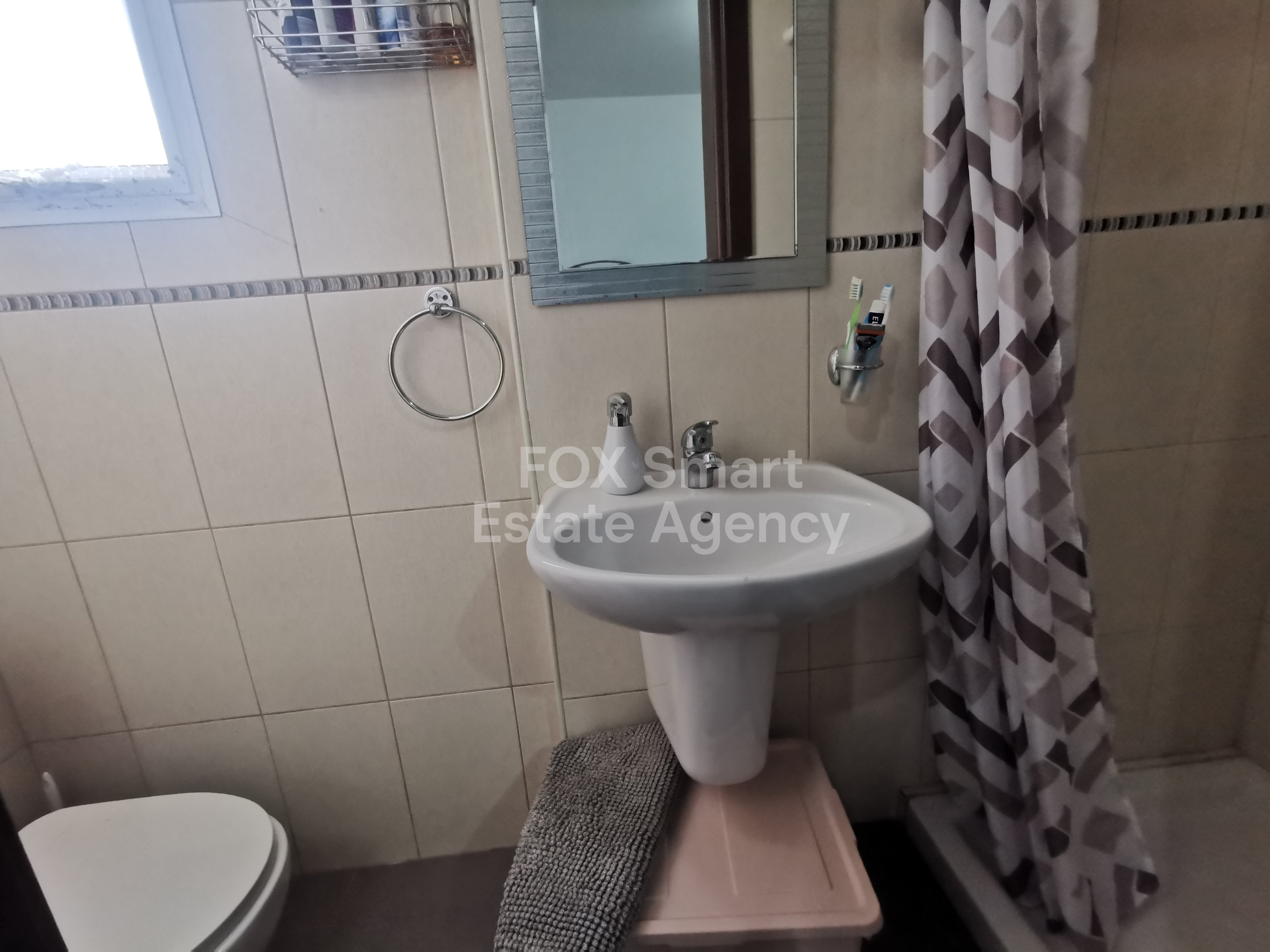 Spacious 2-Bedroom Apartment in a Quiet Strovolos Neighborhood