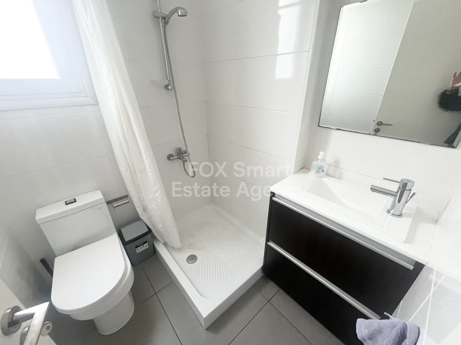 For rent 5 bedroom semi detached furnished house in Strovolos, close to the Presidential Palace, Wargaming, English School and PWC.