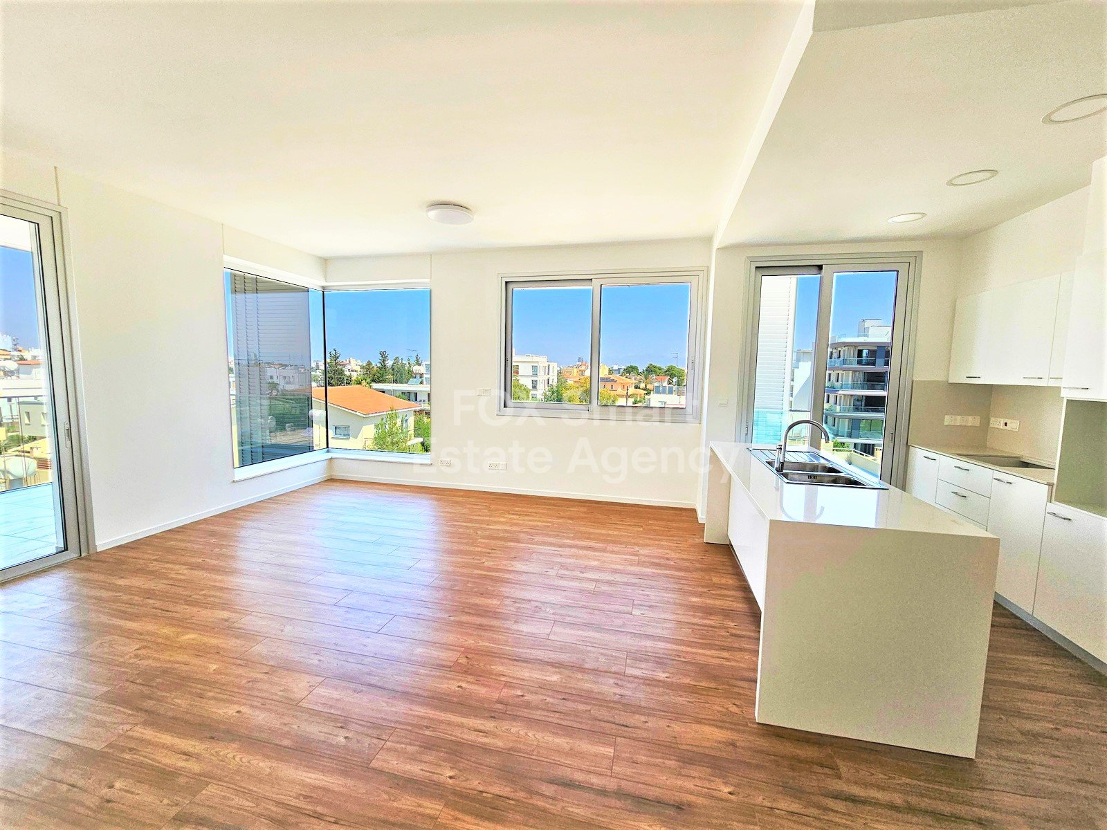 For rent: a 3-bedroom apartment in Dasoupolis with a 3KW photovoltaic system for energy efficiency.