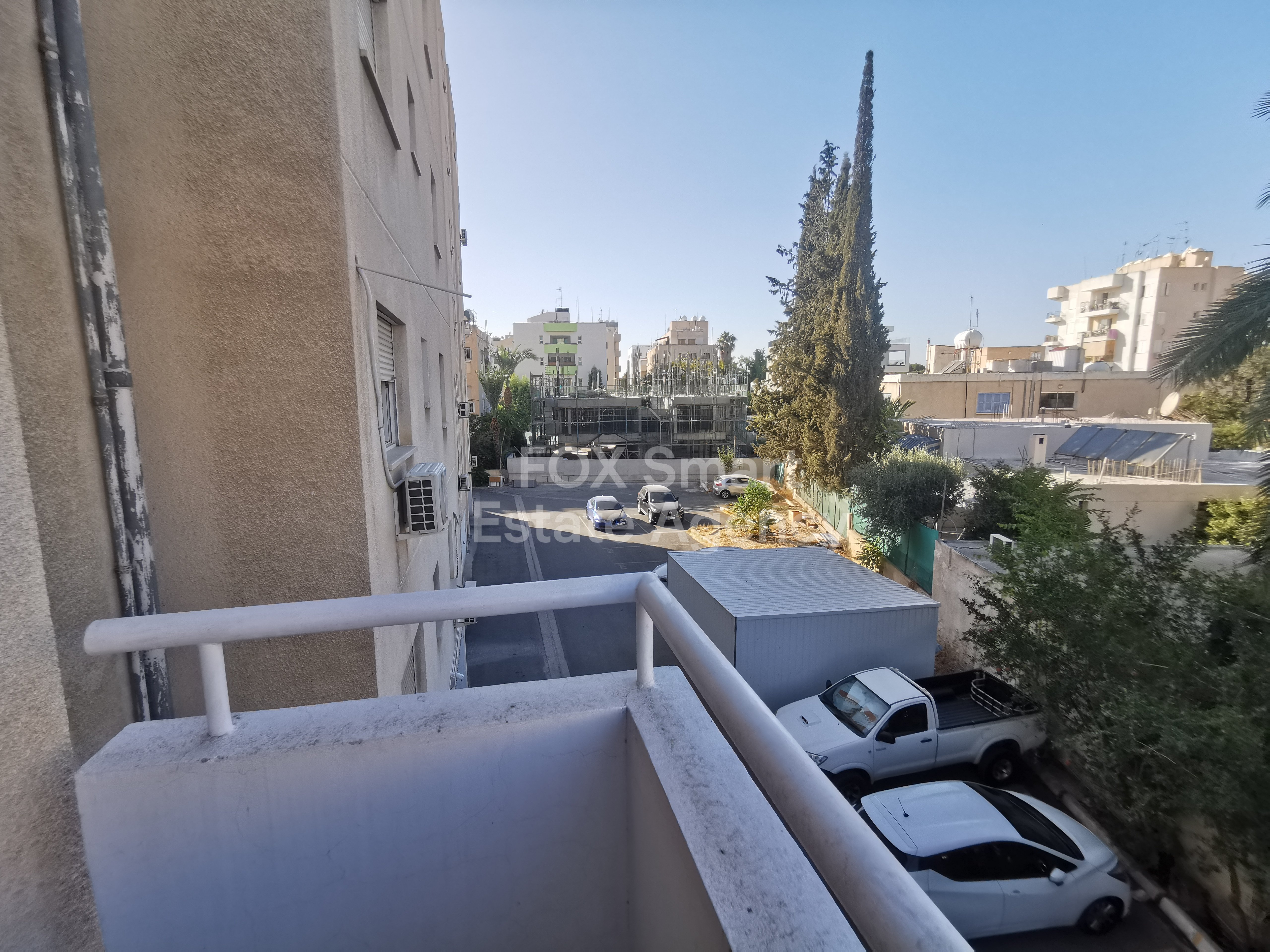 Renovated 2-Bedroom Apartment in Agios Antonios opposite PEO