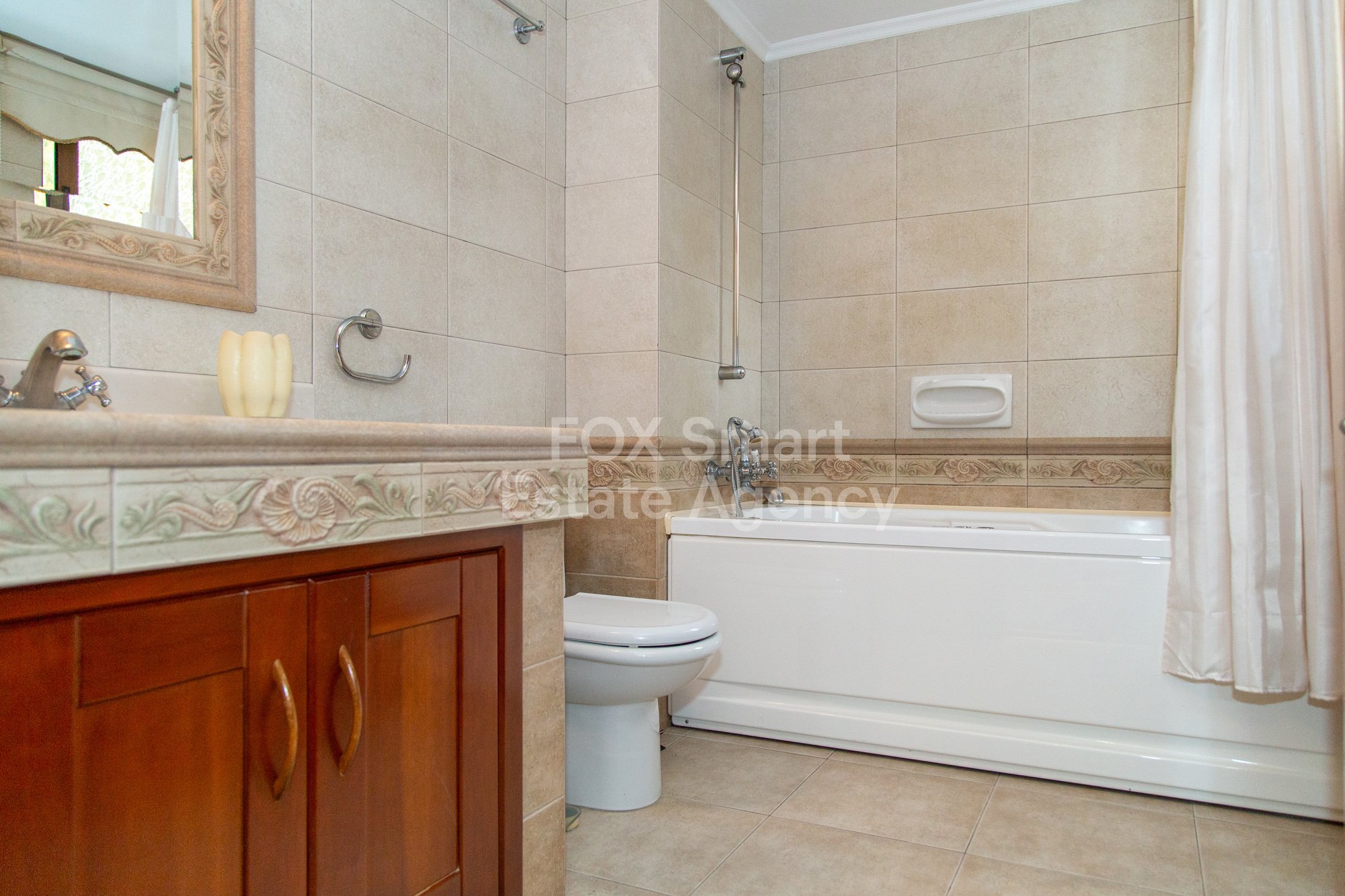 Luxury 4-Bedroom Villa with Private Pool & Development Potential – Pascal Area, Larnaca