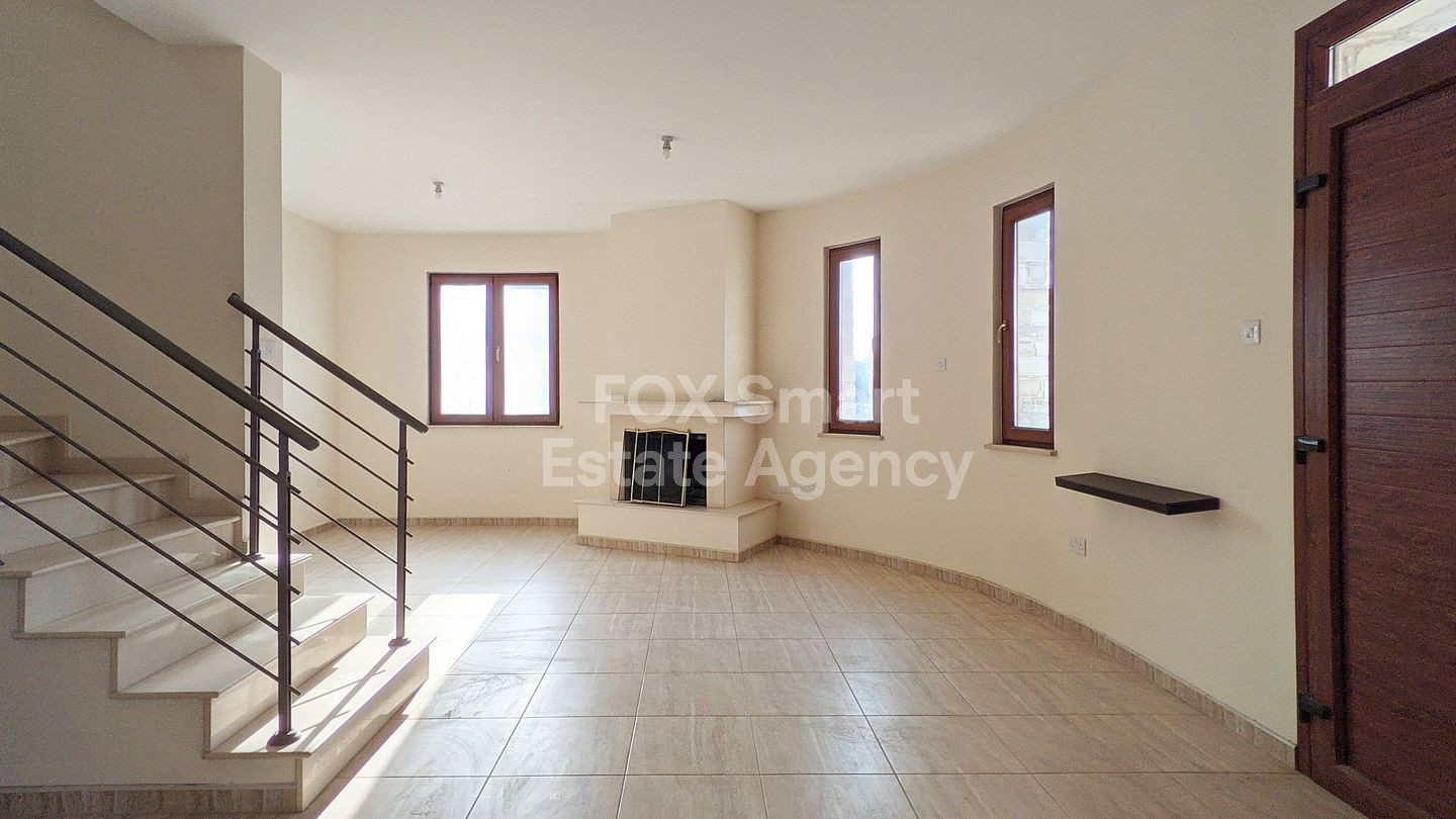 House, For Sale, Larnaca, Perivolia  3 Bedrooms 3 Bathrooms.....