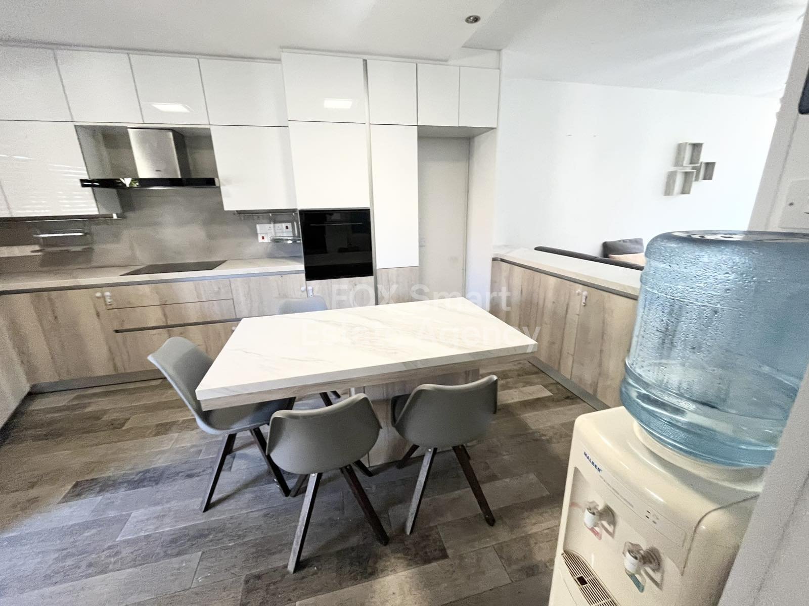 For rent 3 bedroom ground floor apartment in Agioi Omologites, near American School.