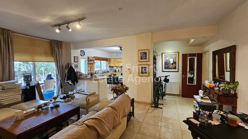 Apartment in Ayioi Omoloyites - view 1