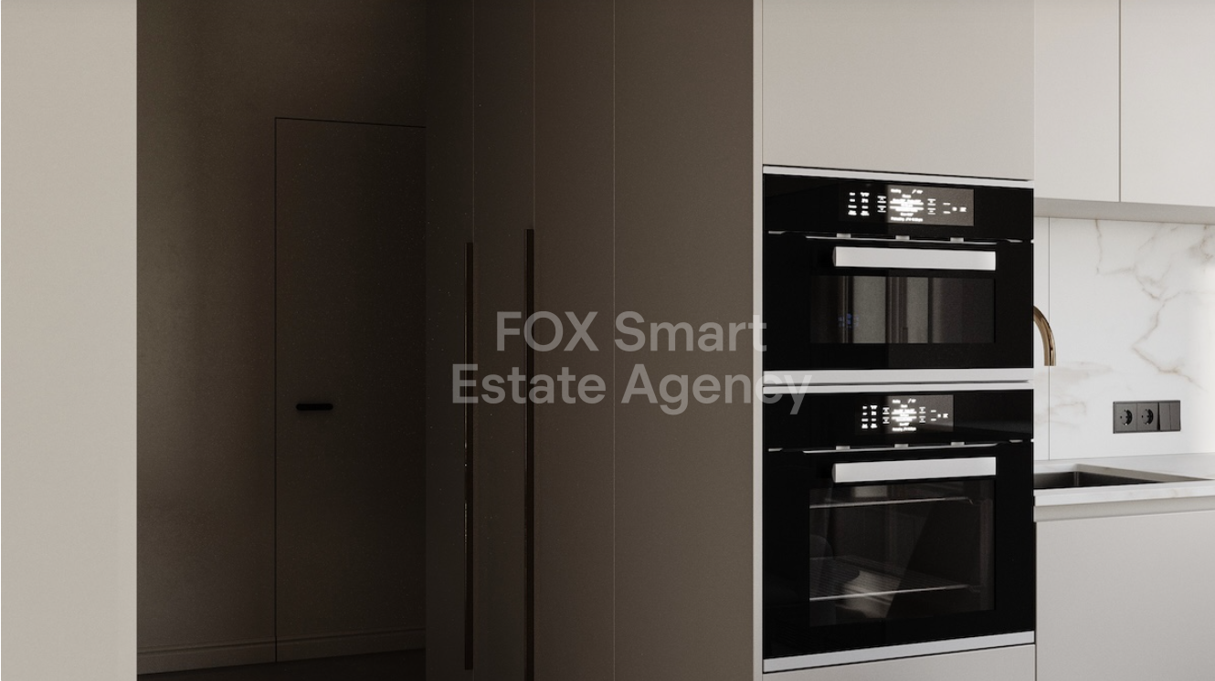 uxury Three-Bedroom Sea View Apartment with Rooftop Terrace, Communal Pool & Gym