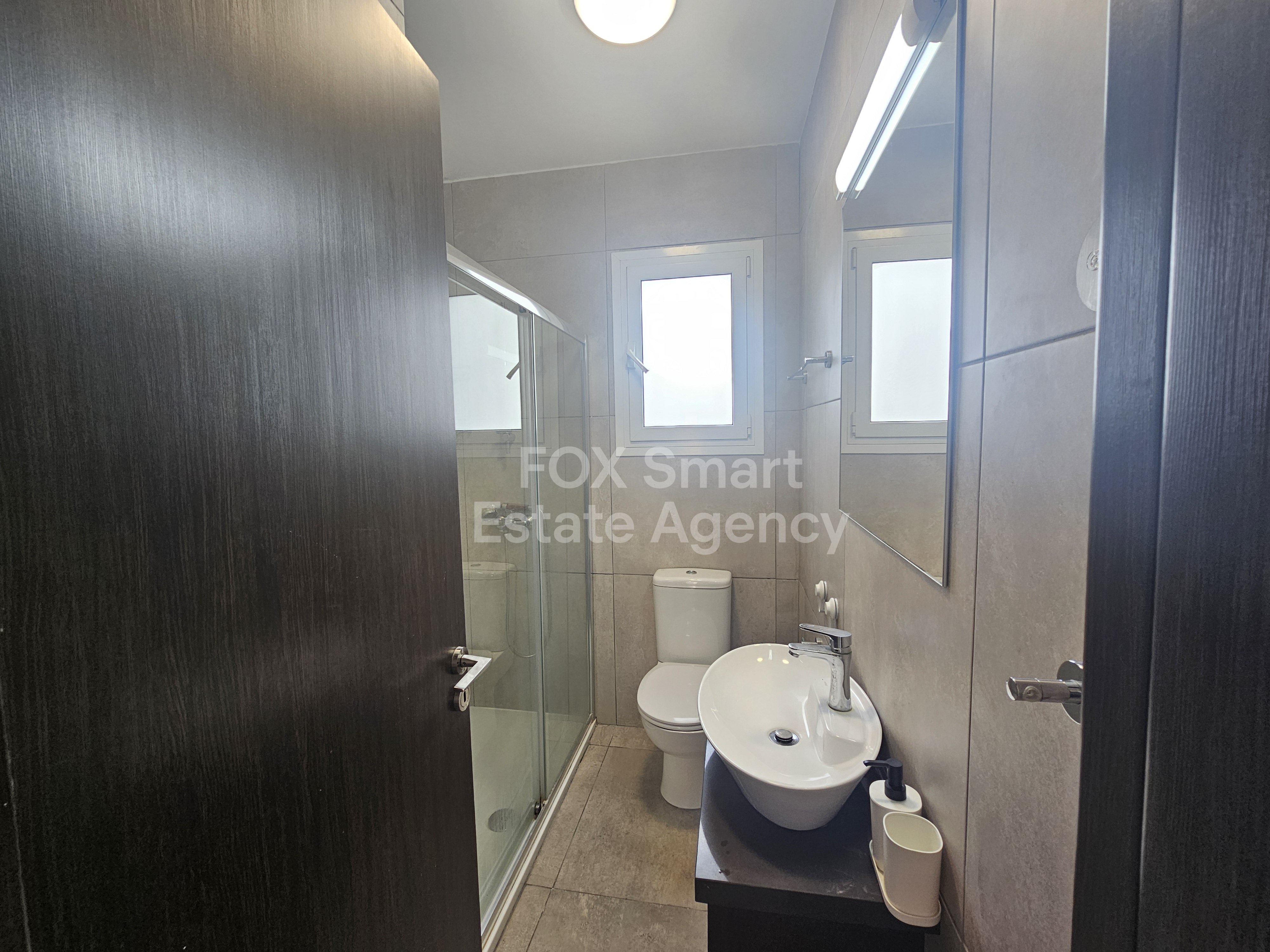 🌆 Modern 2-Bedroom Apartment for Rent in Agioi Omologites, Nicosia (Near Evangelistria Clinic, Pedieos Linear Park, European University & Nicosia Centre)