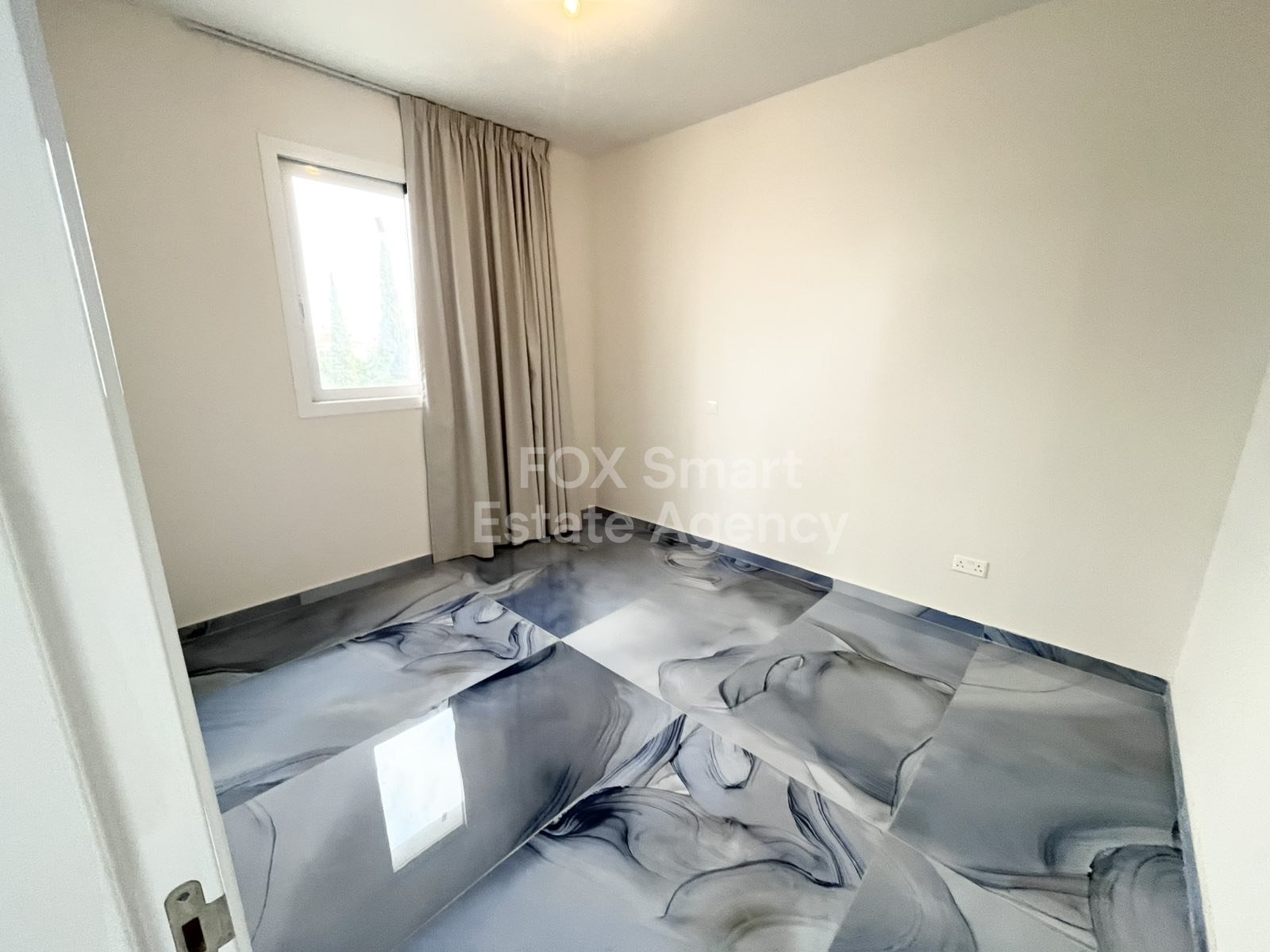 Luxurious modern two bedroom apartment for rent