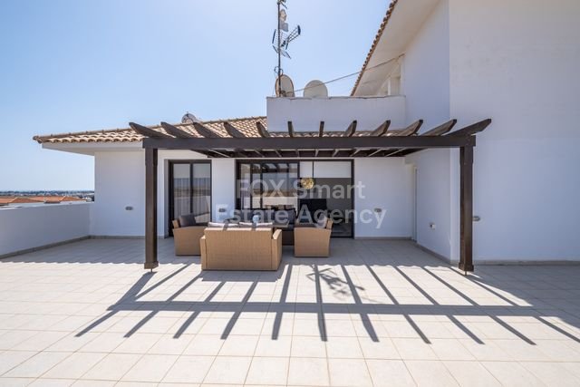 Top floor two bedroom apartment for rent, Tersefanou.