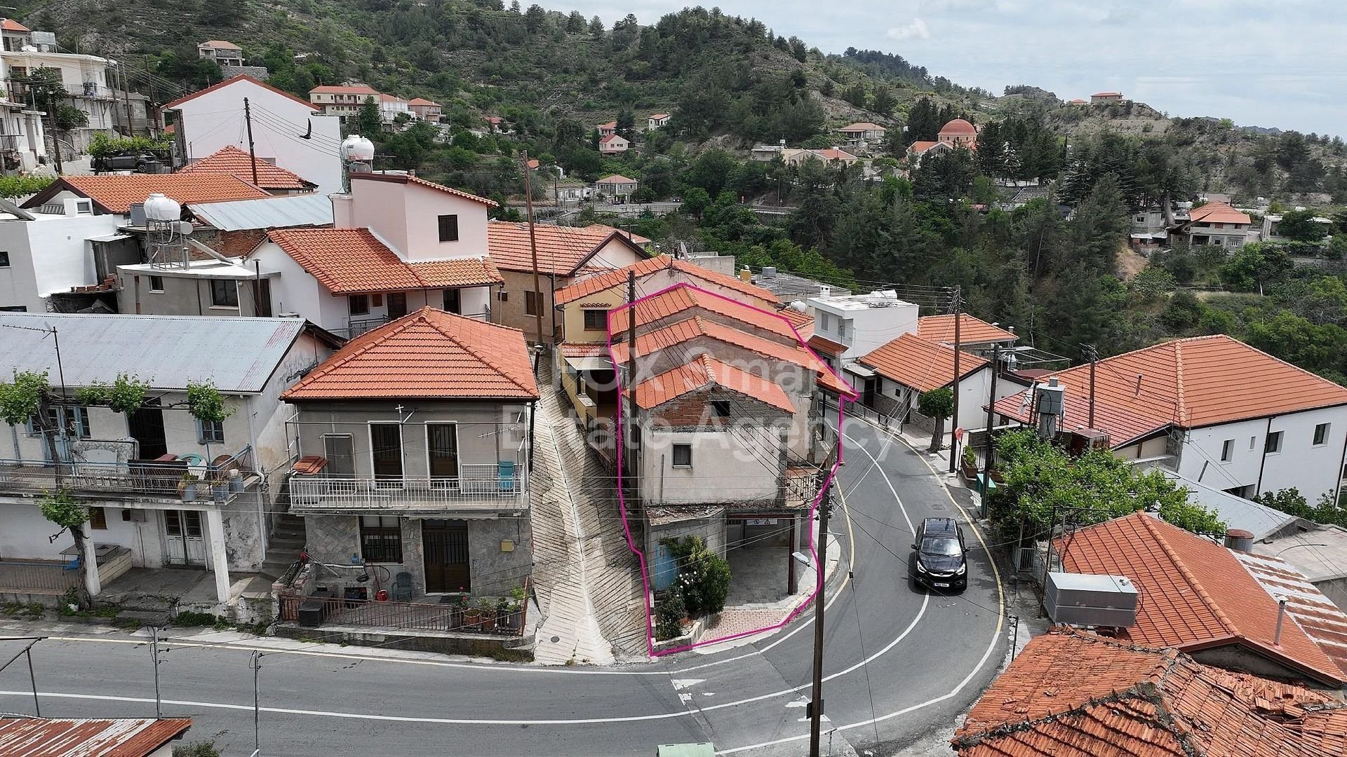 House in Chandria - Image 3