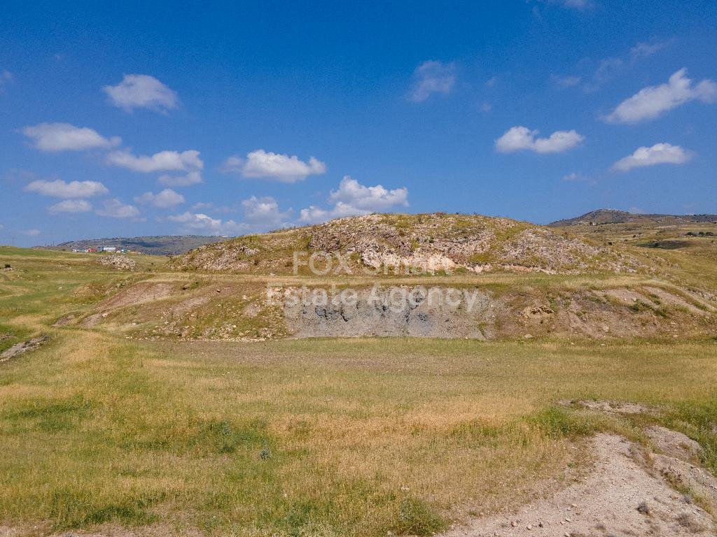 Land in Anarita - Image 5