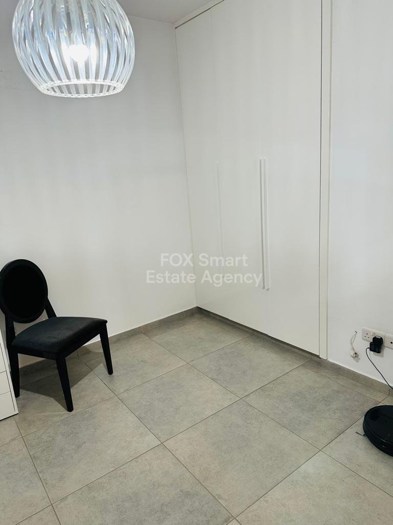 2 Bedroom, Modern Apartment