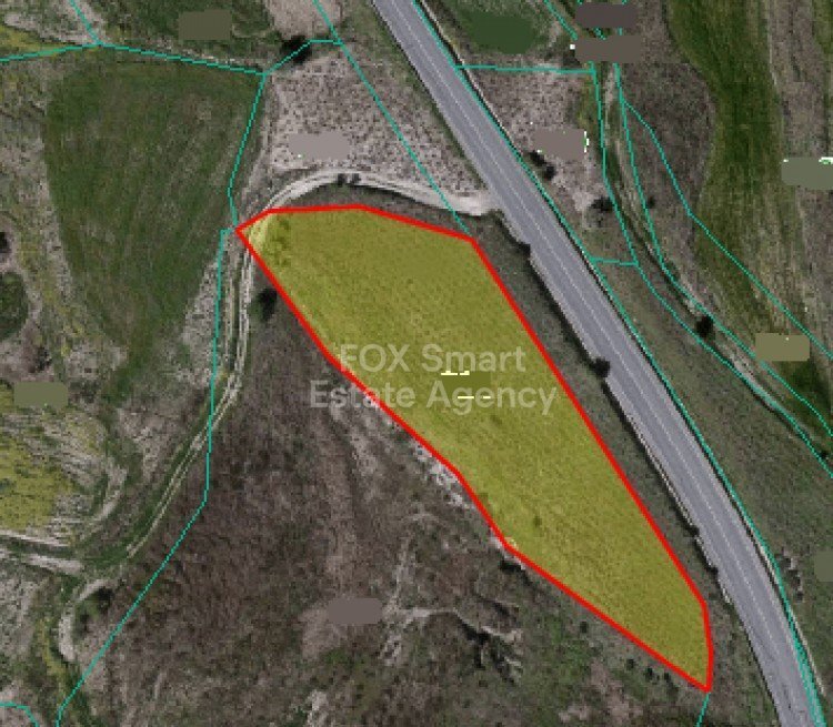 Land in Theletra - Image 3