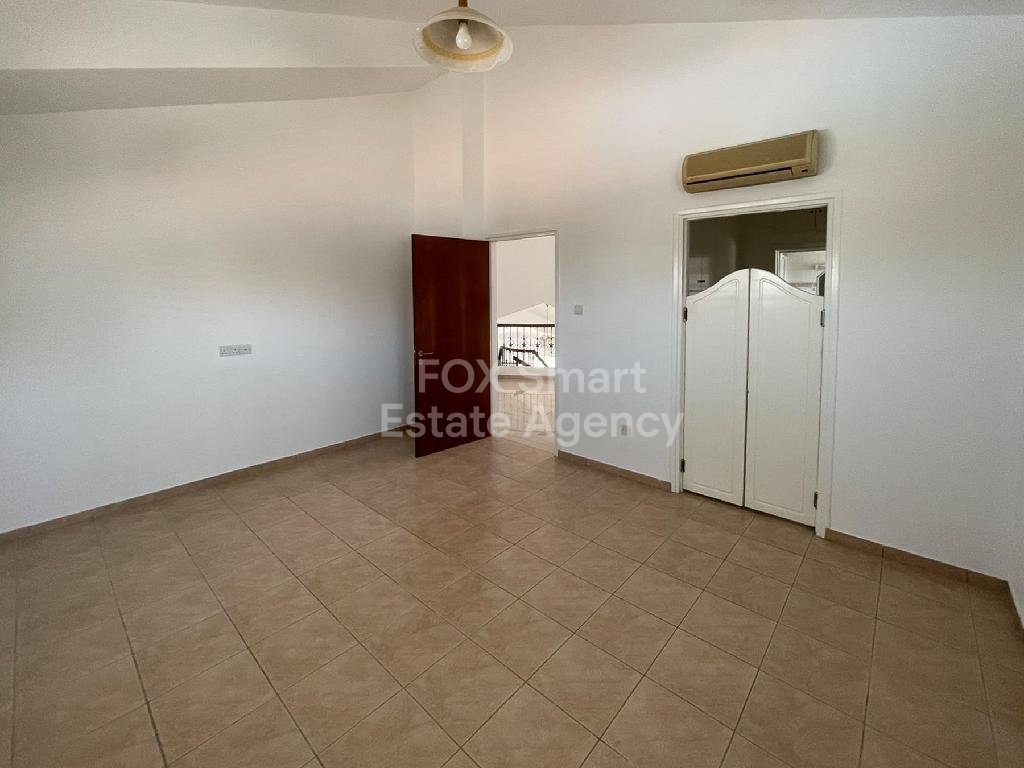 Spacious three-bedroom house in Egkomi, Nicosia for sale