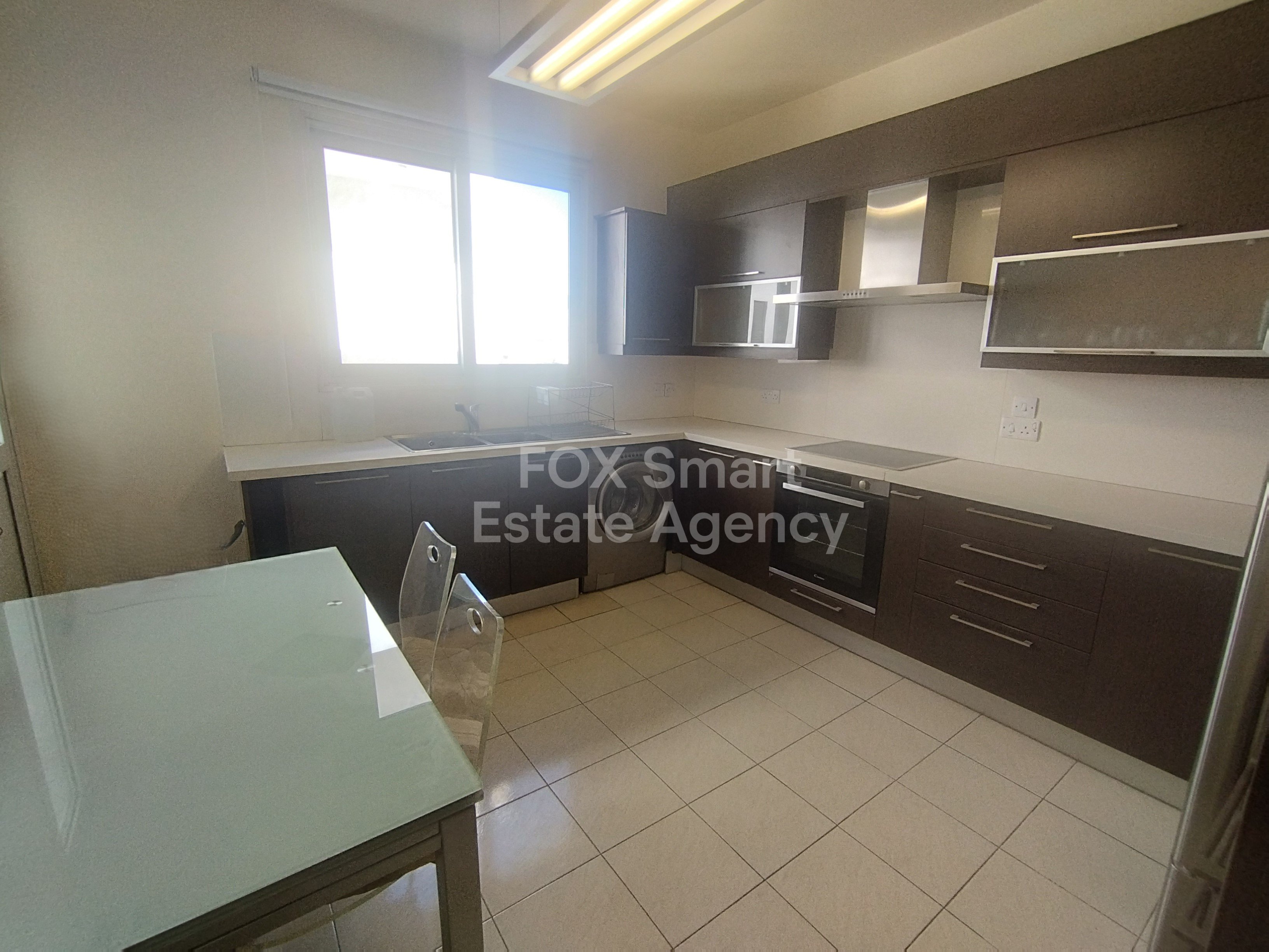 Prime 3-Bedroom Apartment in Central Lykavitos