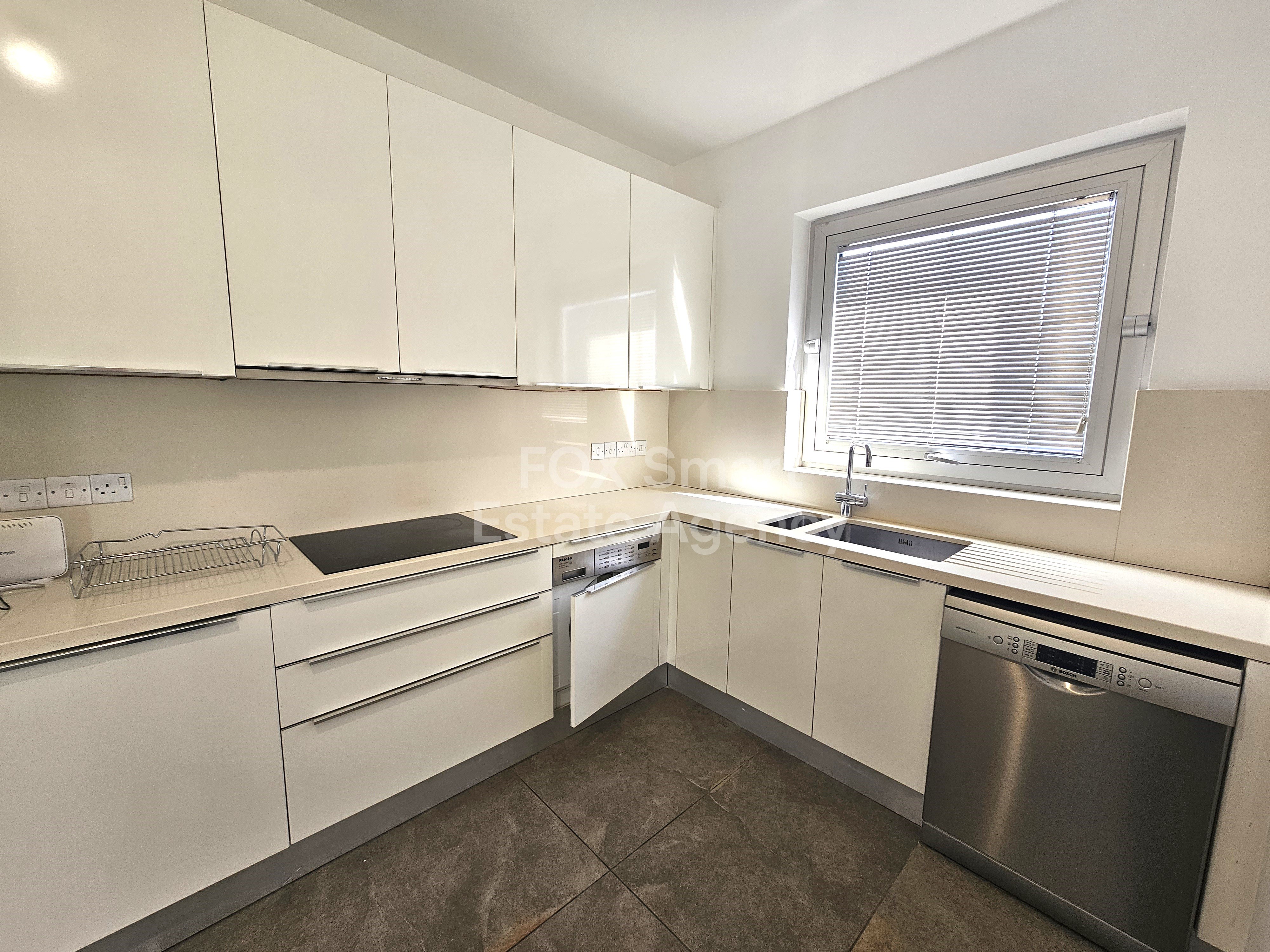 Luxury 3-Bedroom Apartment in Agioi Omologites (Opposite Agios Demetrios Park & Near Junior School), Nicosia
