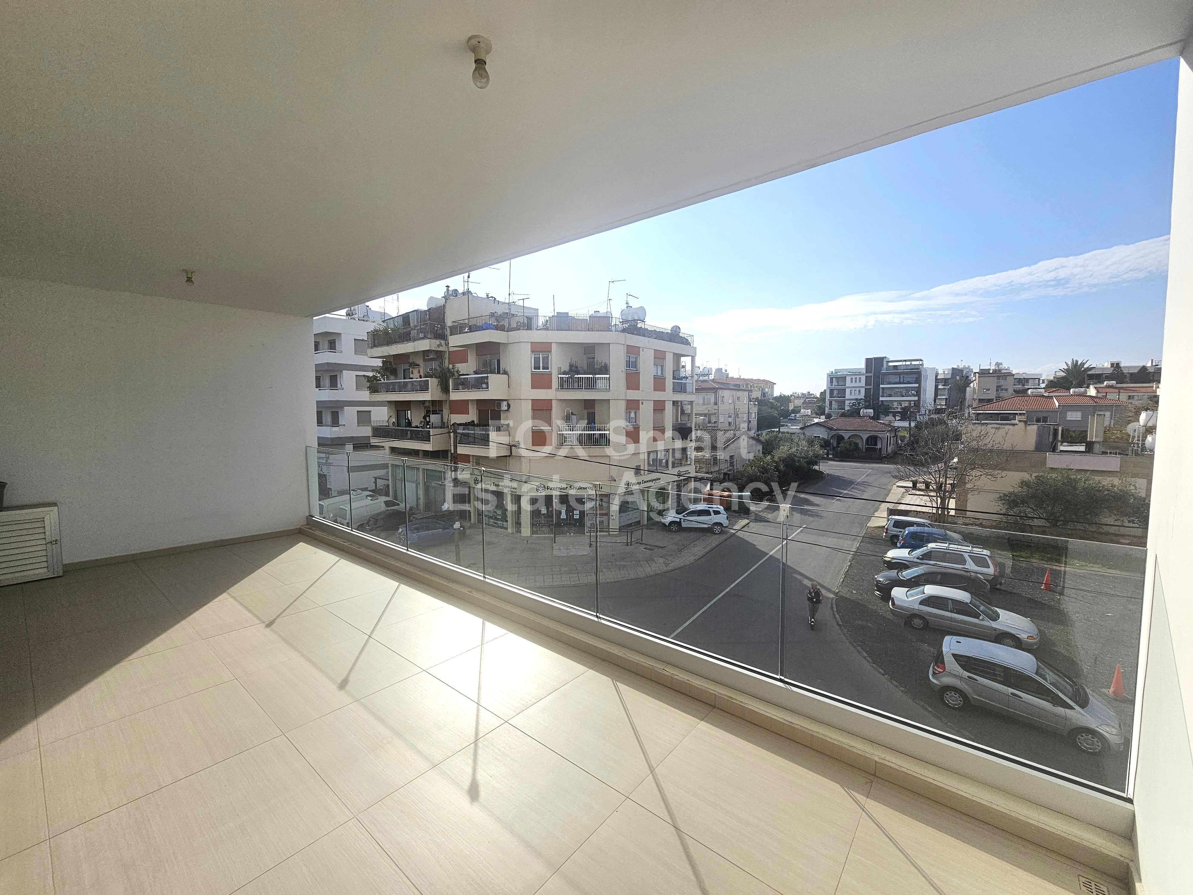 Luxury 3-Bedroom Apartment in Strovolos (Near Strovolos Municipal Theatre & Pedieos Linear Park), Nicosia