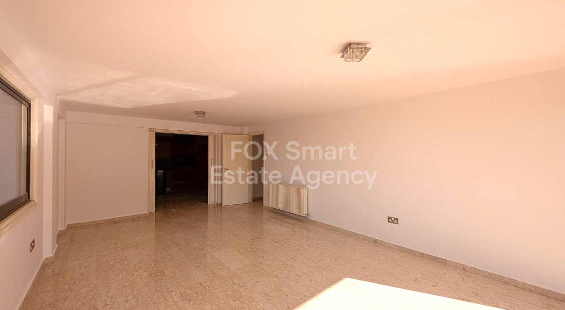 Four bedroom house for sale, Pyla.