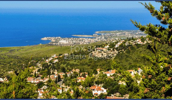 House in Tala - Image 4