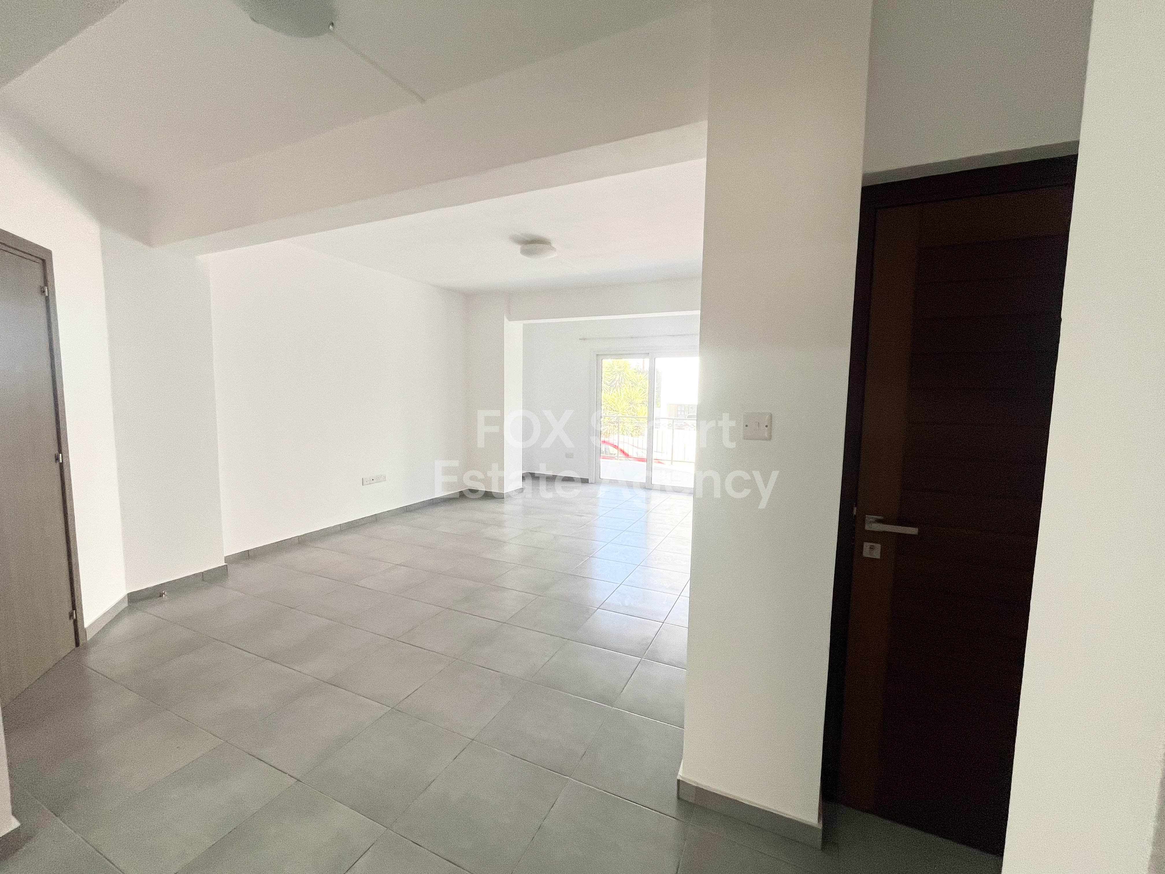 For rent 4 bedroom ground floor apartment in Makedonitissa, Nicosia.