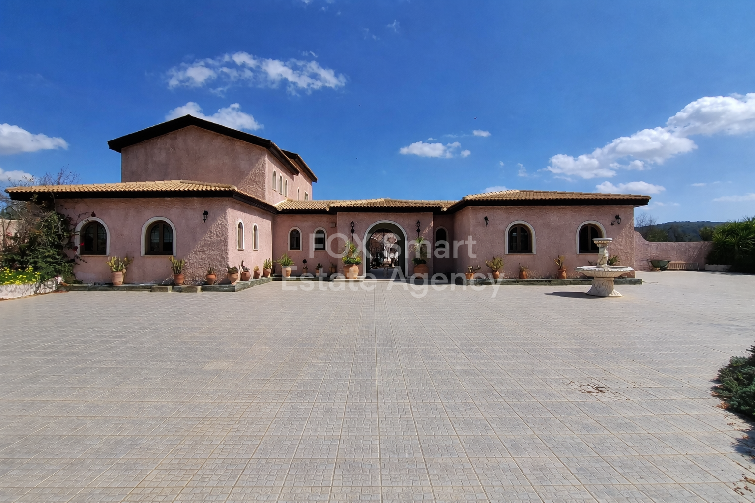 House in Mosfiloti - Image 2