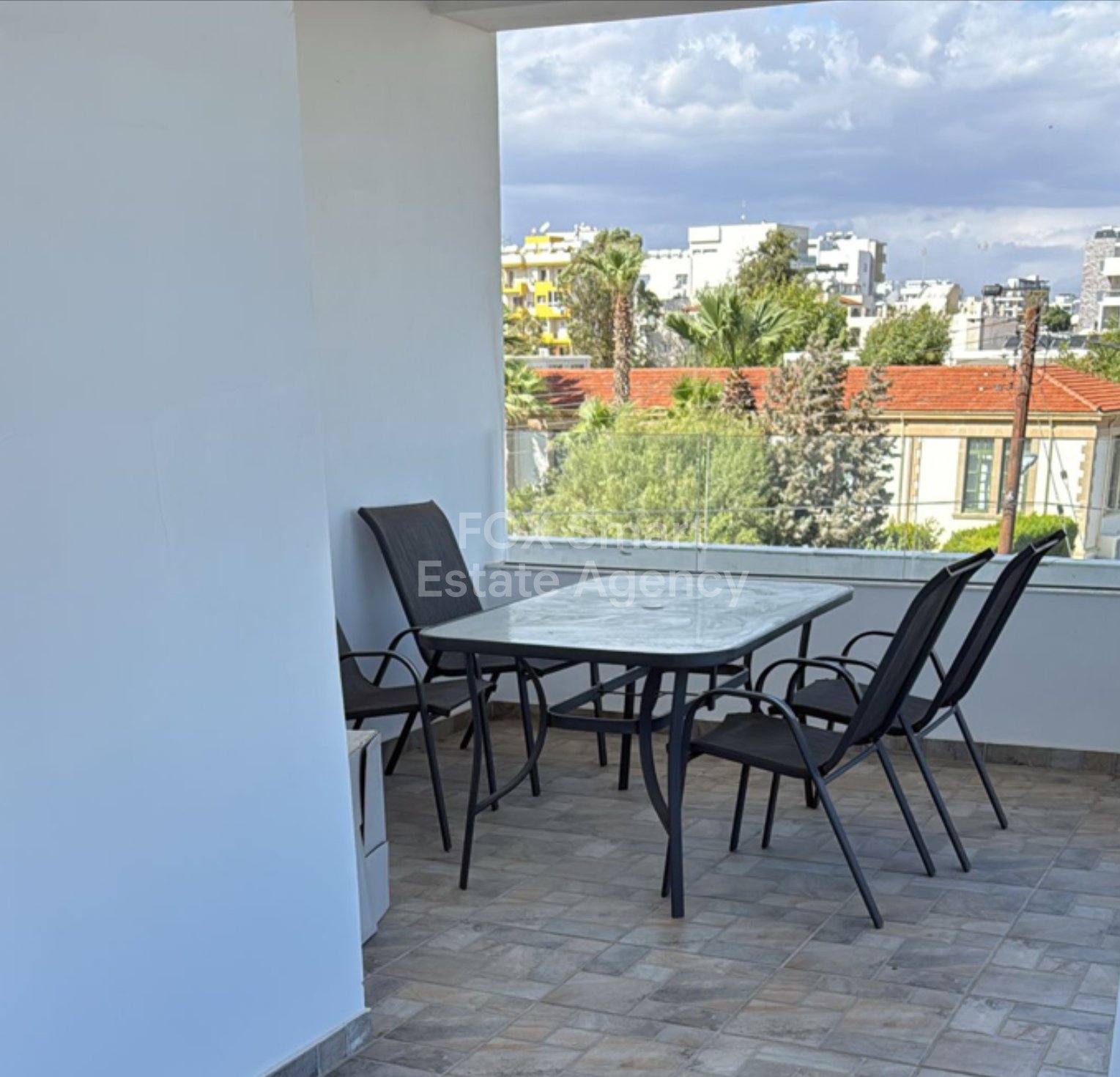 One-bedroom apartment for rent in Larnaca city.